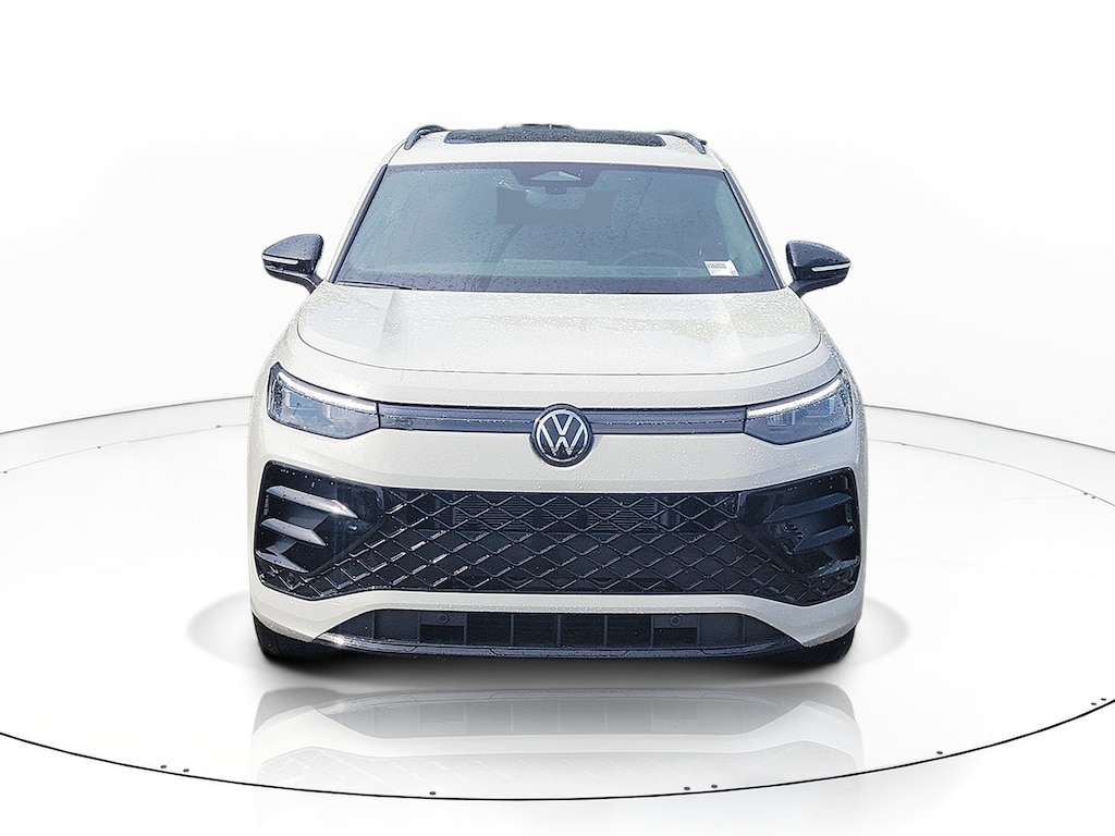 New 2026 Volkswagen Tiguan SE R-Line Black SUV