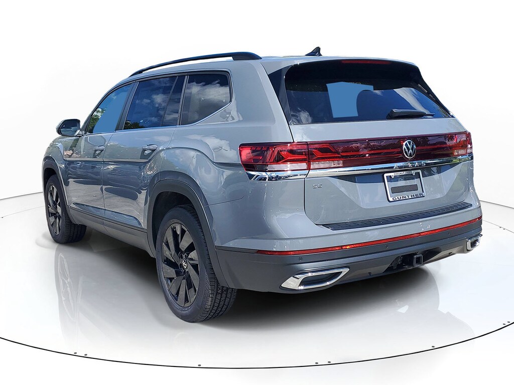 New 2026 Volkswagen Atlas SE w/Technology SUV