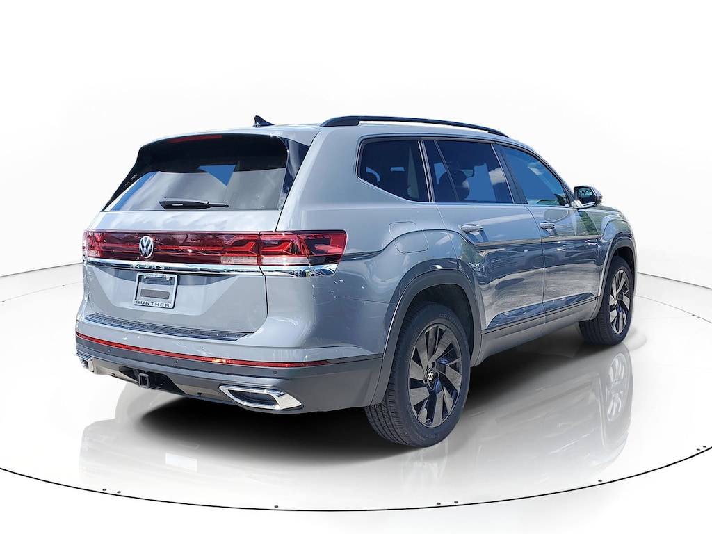 New 2026 Volkswagen Atlas SE w/Technology SUV