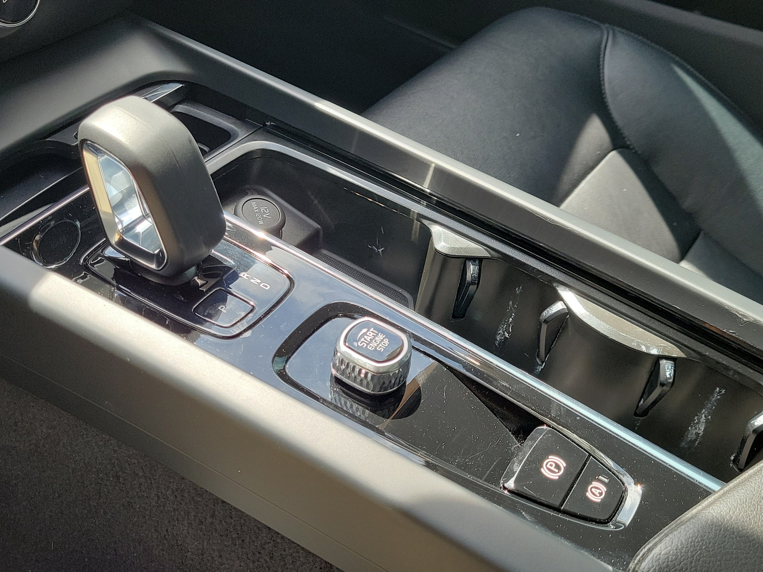 2023 Volvo S60 Core - Photo 23