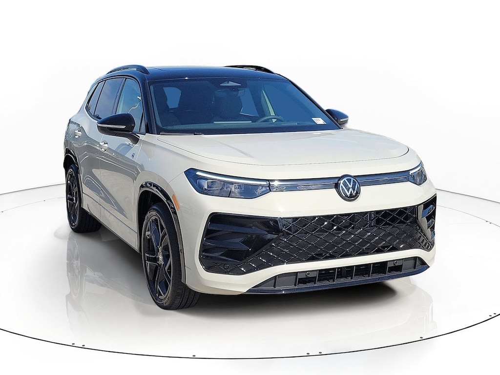 New 2026 Volkswagen Tiguan SE R-Line Black SUV