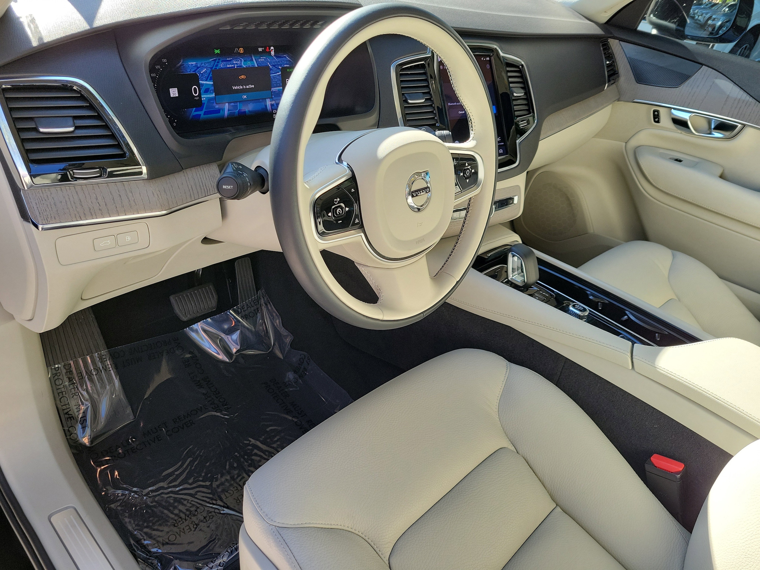 2025 Volvo XC90 Plus - Photo 19