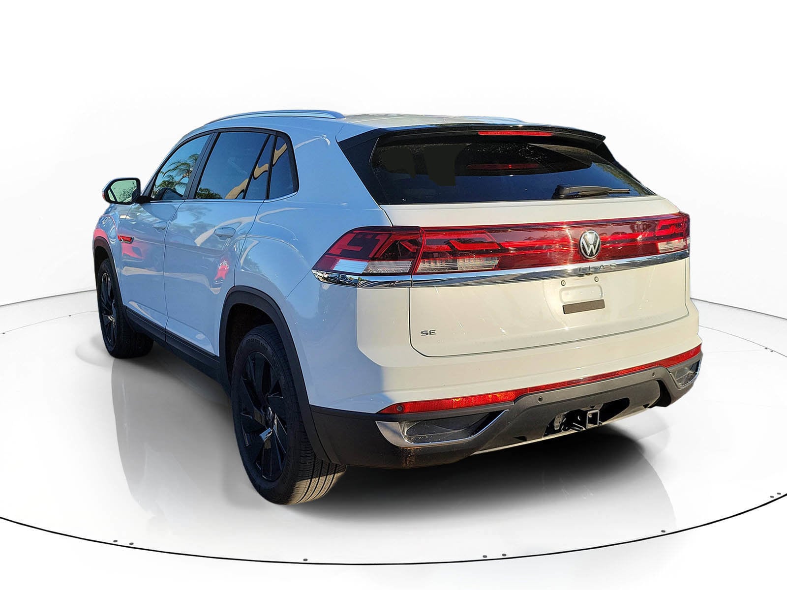 2025 Volkswagen Atlas Cross Sport SE w/Tech - Photo 6