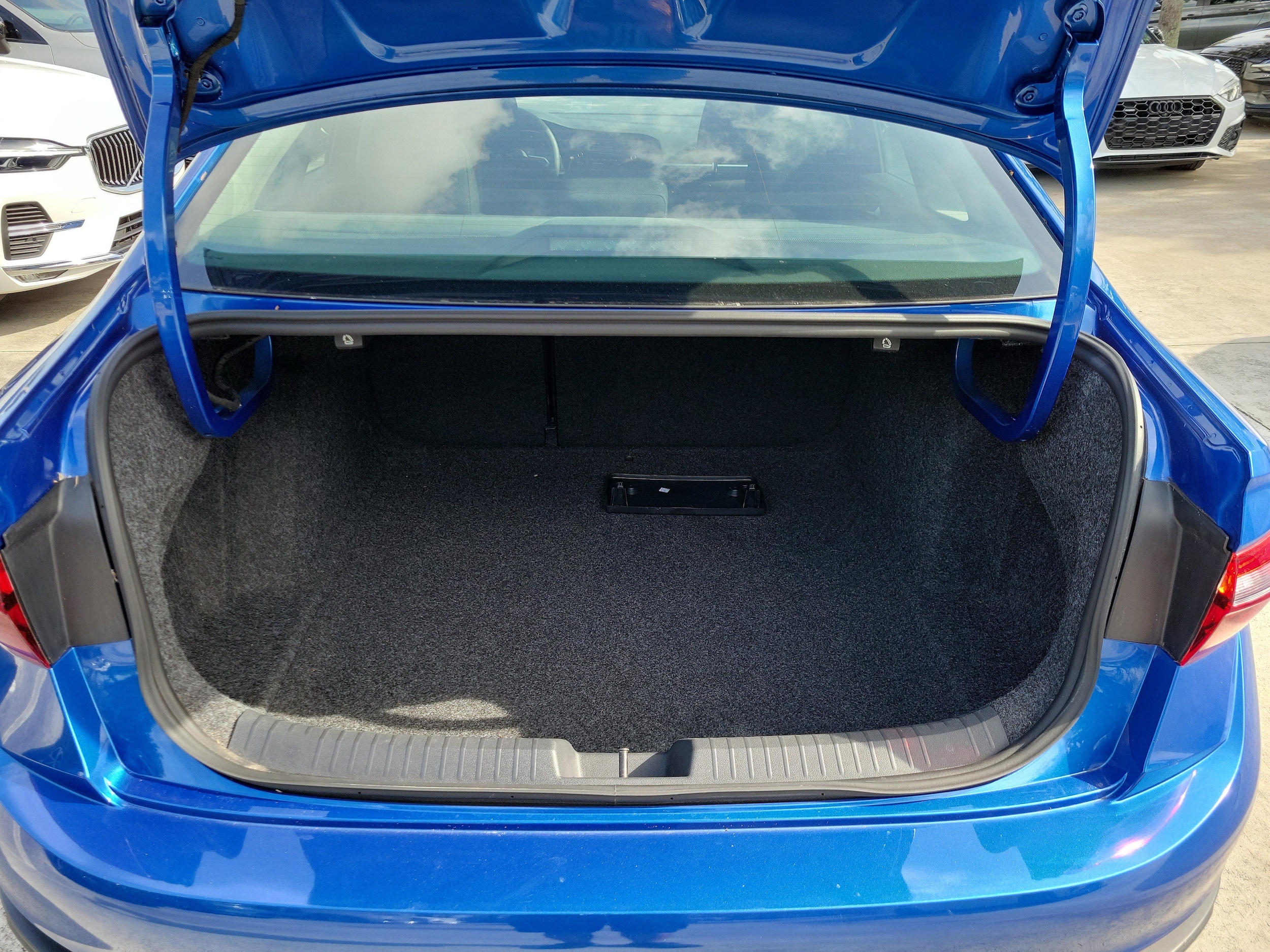 2023 Volkswagen Jetta S - Photo 9