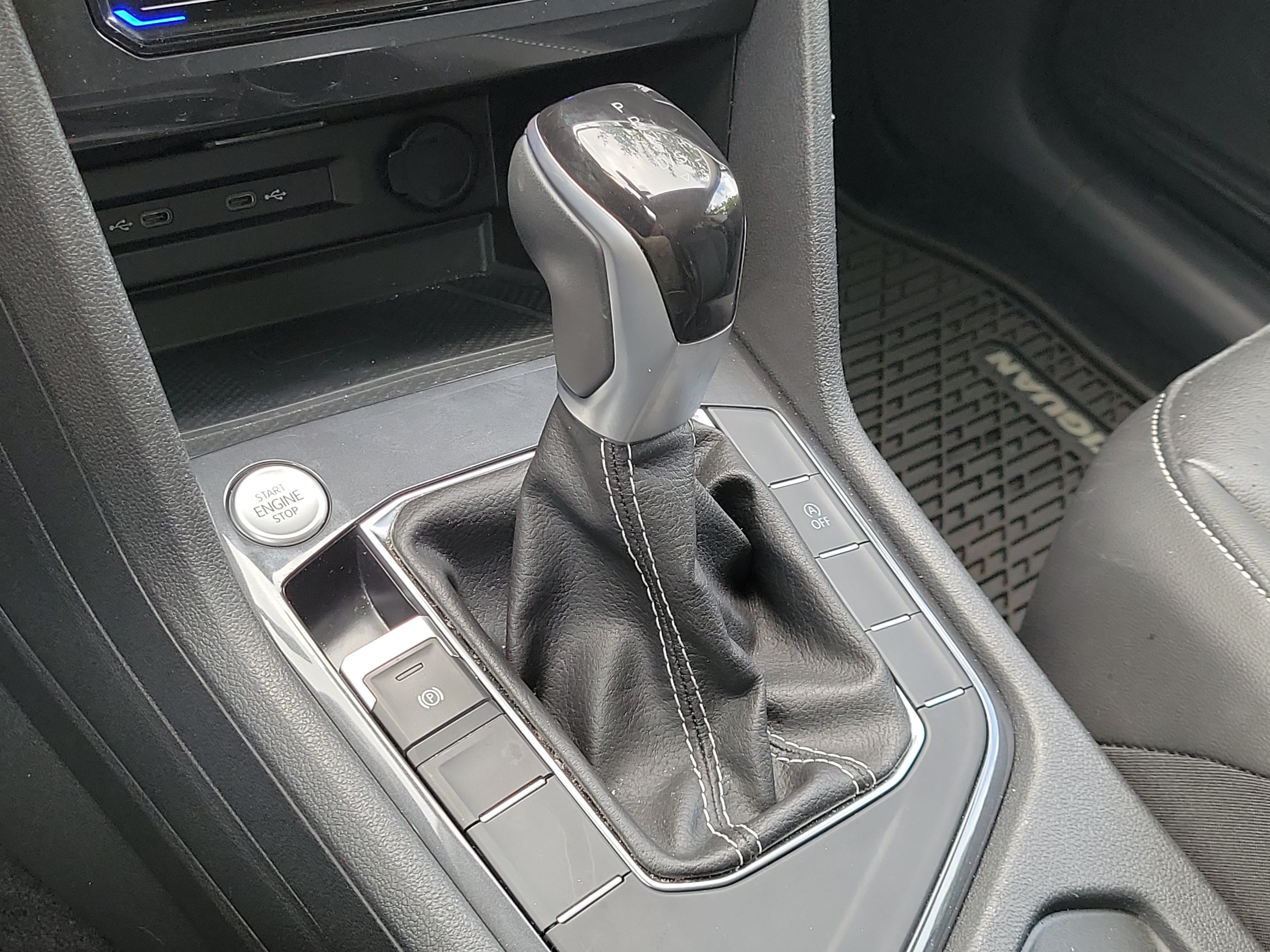 2024 Volkswagen Tiguan SE - Photo 29