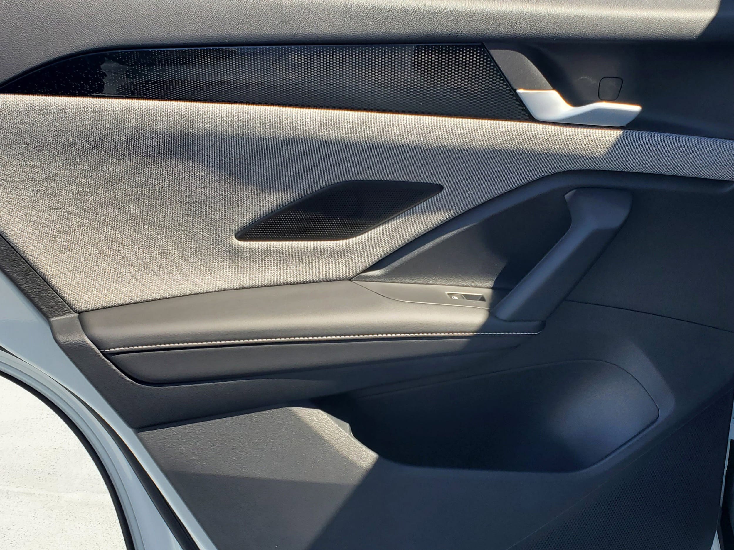 2026 Volkswagen Tiguan S - Photo 8