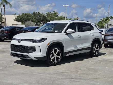 2025 Volkswagen Tiguan 2.0T SE SUV