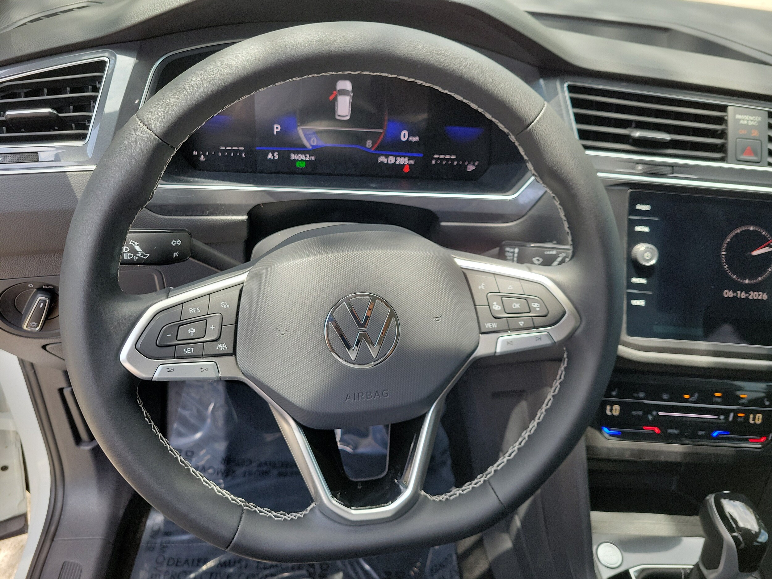 2023 Volkswagen Tiguan SE - Photo 20