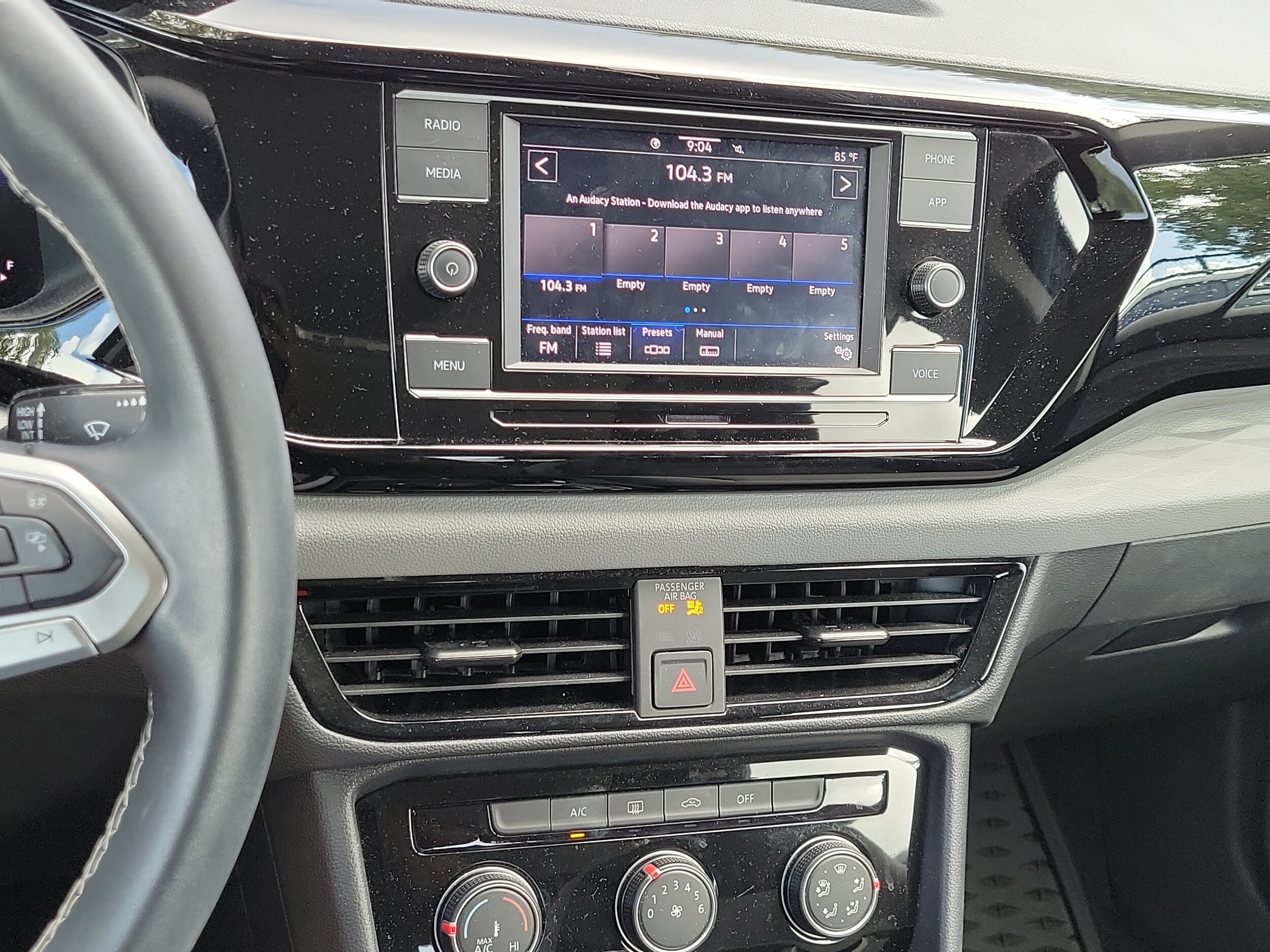2024 Volkswagen Taos S - Photo 23