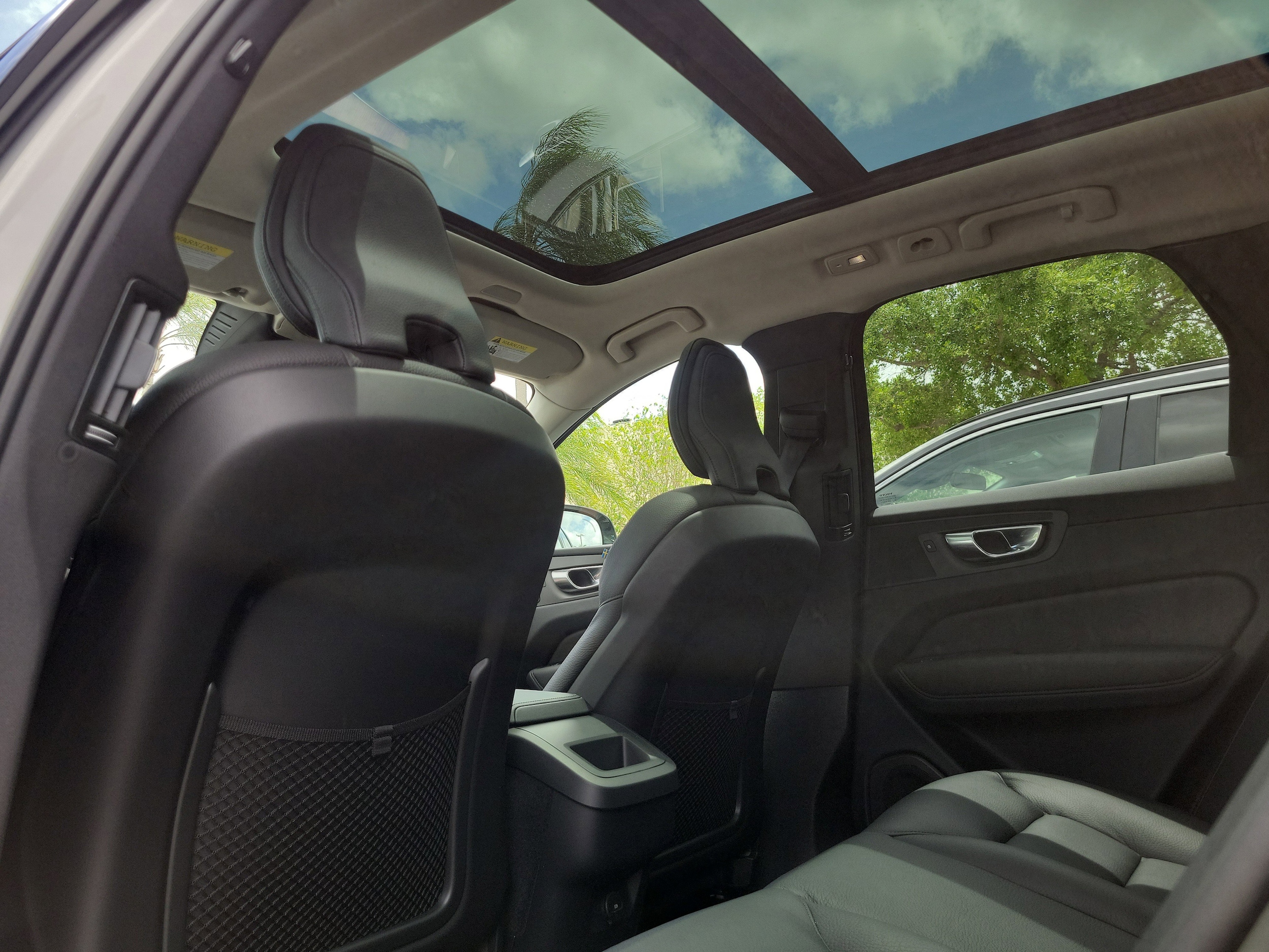 2023 Volvo XC60 Plus - Photo 9