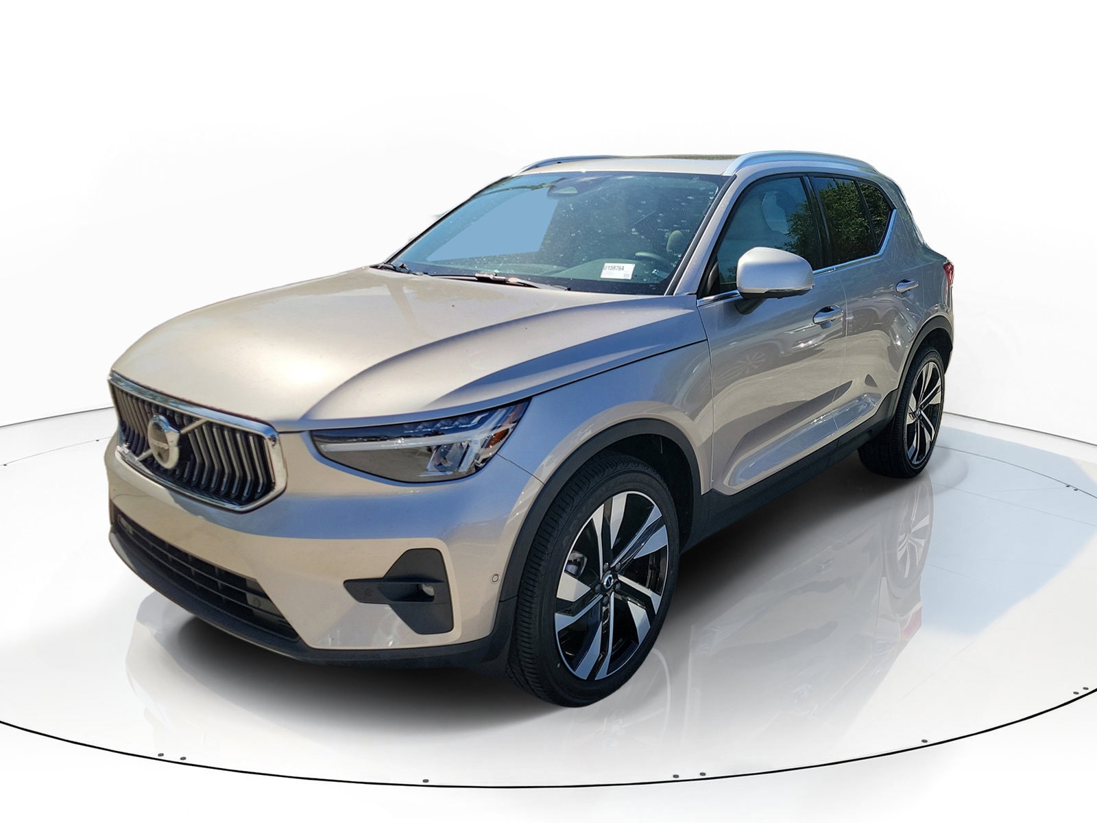 2024 Volvo XC40 Plus - Photo 3