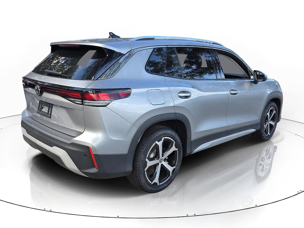 New 2026 Volkswagen Tiguan 2.0T SE SUV