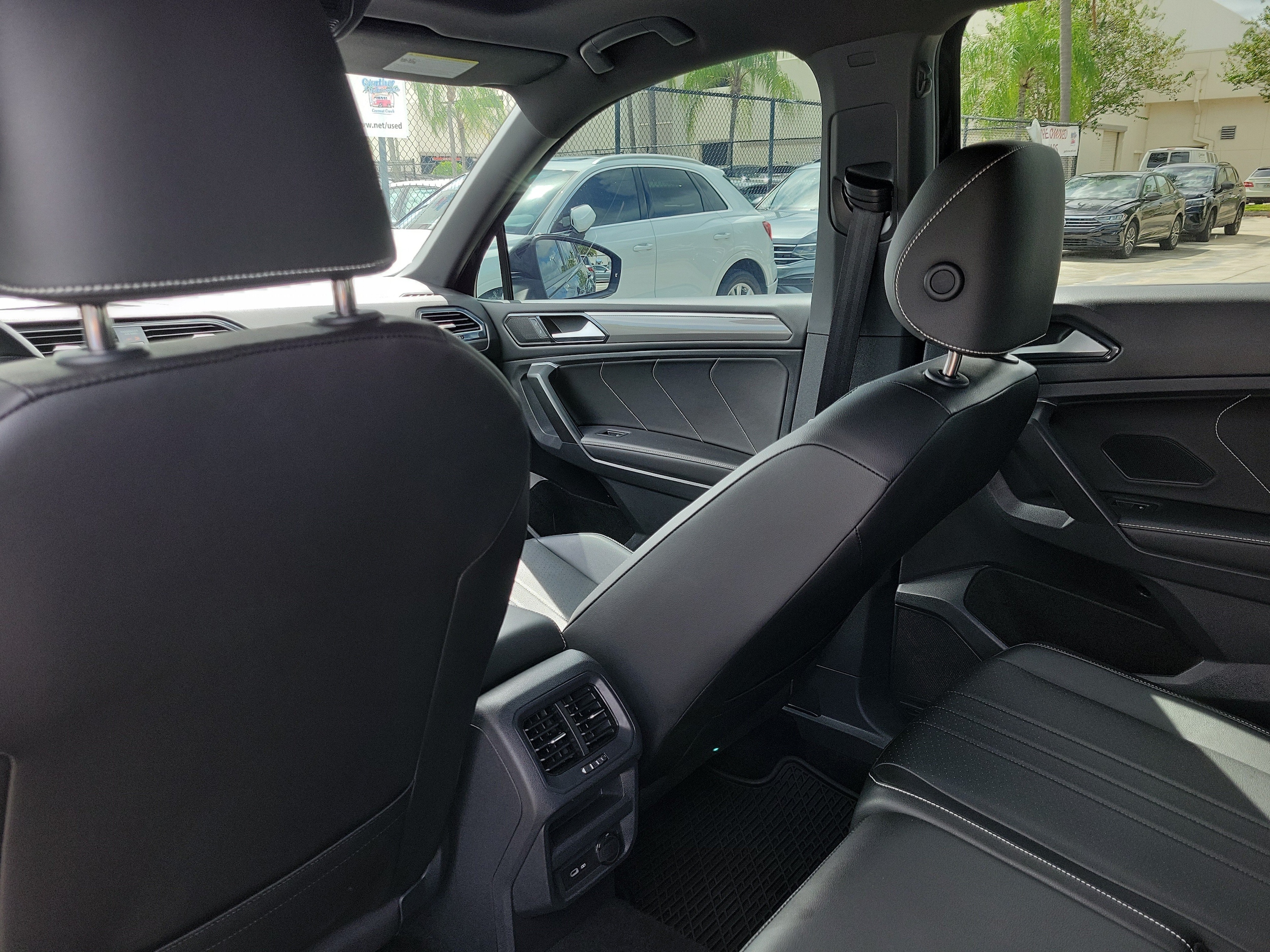 2023 Volkswagen Tiguan SE R-LINE BLACK - Photo 14