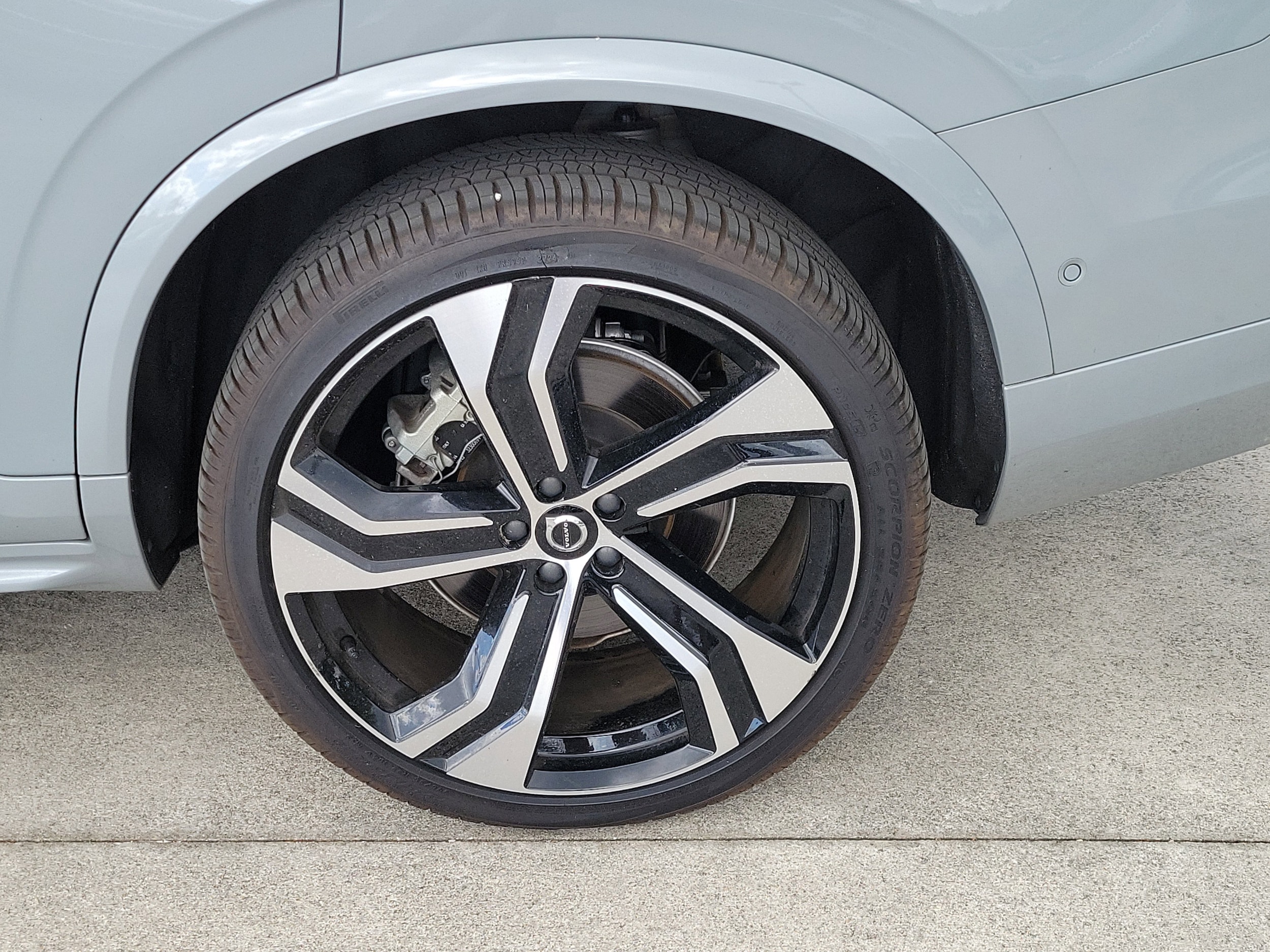 2025 Volvo XC90 Ultra - Photo 6