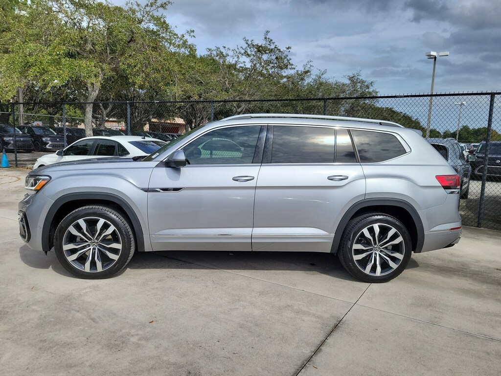 Certified 2023 Volkswagen Atlas 3.6L V6 SEL Premium R-Line SUV