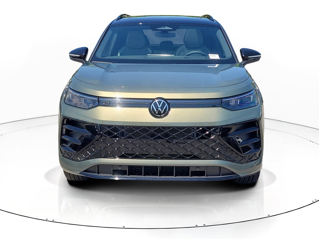 New 2026 Volkswagen Tiguan 2.0T SE R-Line Black SUV