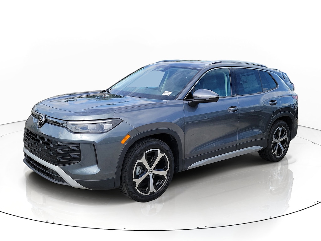 New 2026 Volkswagen Tiguan SE SUV