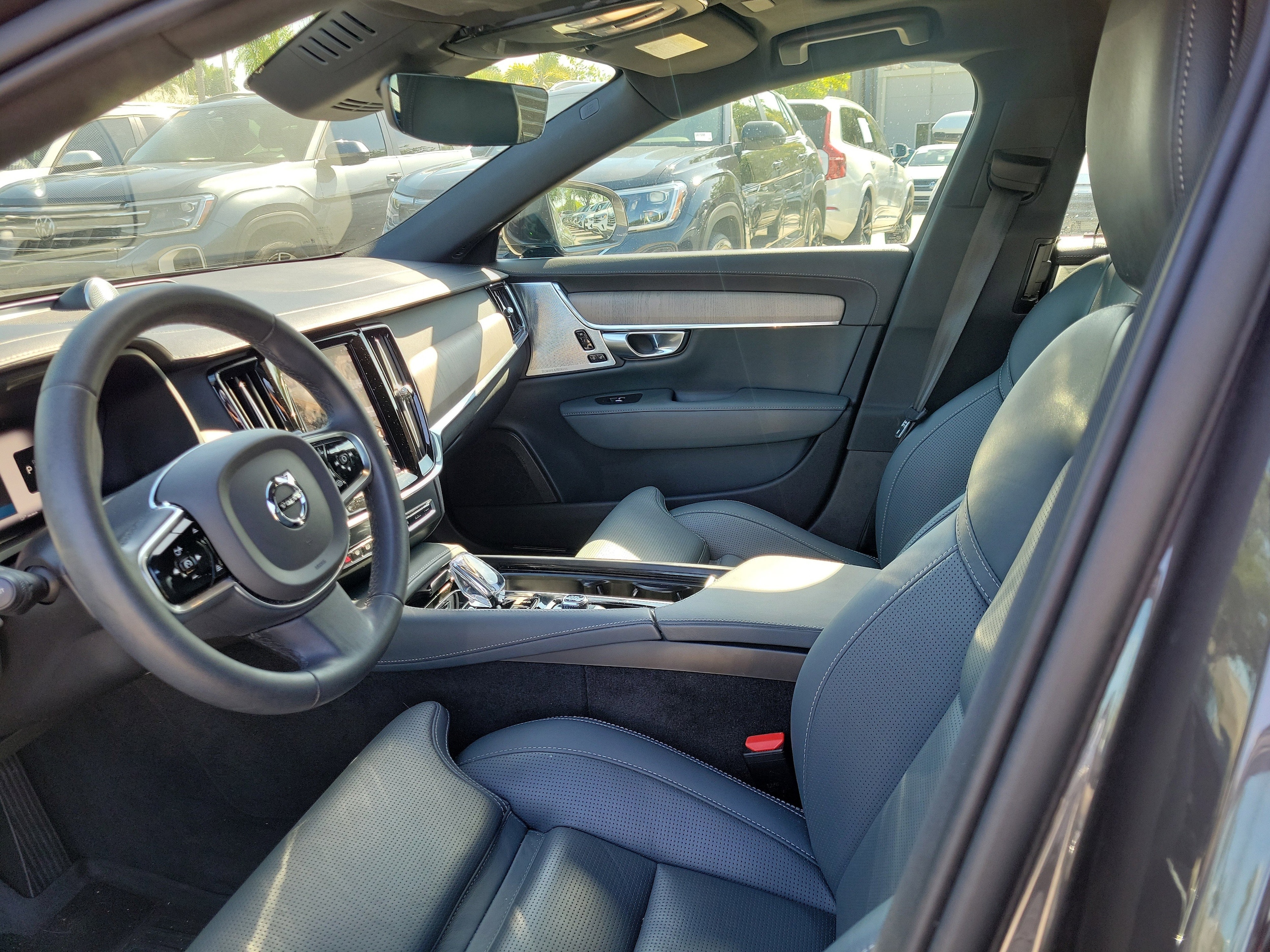 2023 Volvo S90 Ultimate - Photo 18