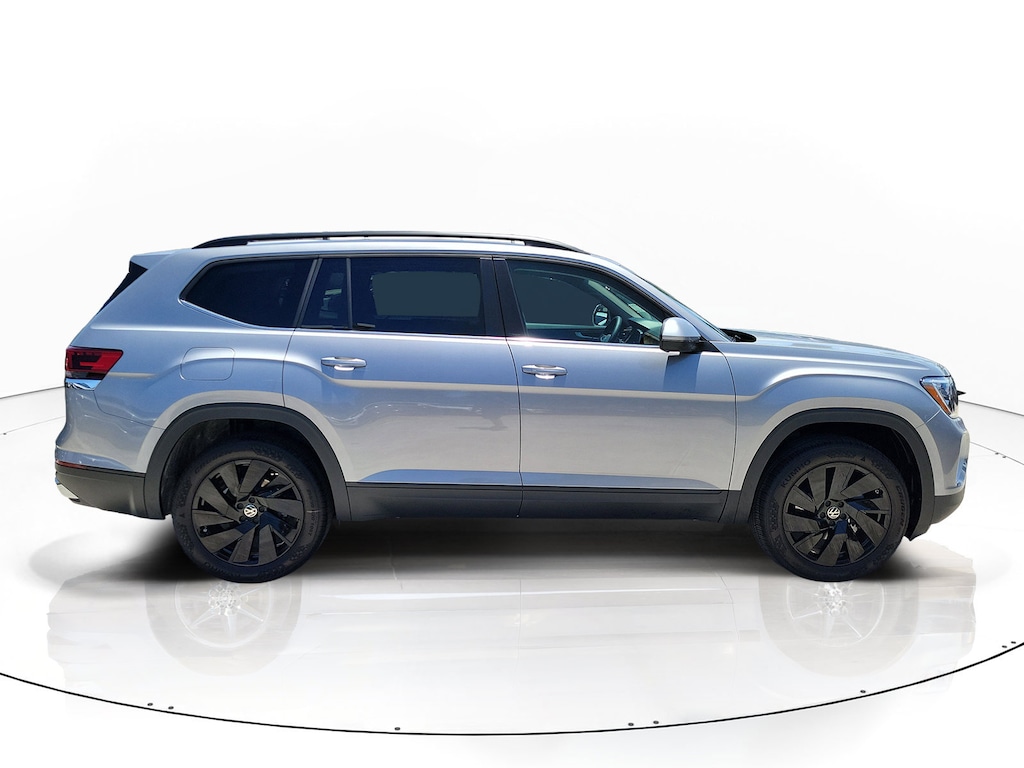 New 2026 Volkswagen Atlas SE w/Technology SUV