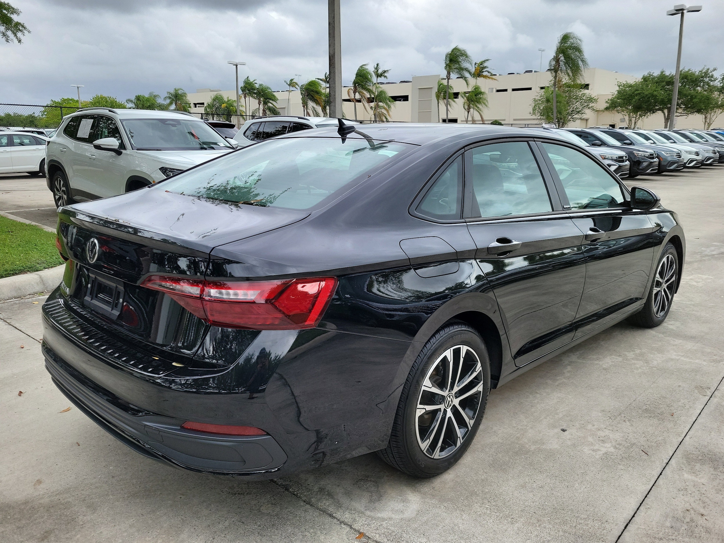 2024 Volkswagen Jetta Sport - Photo 9