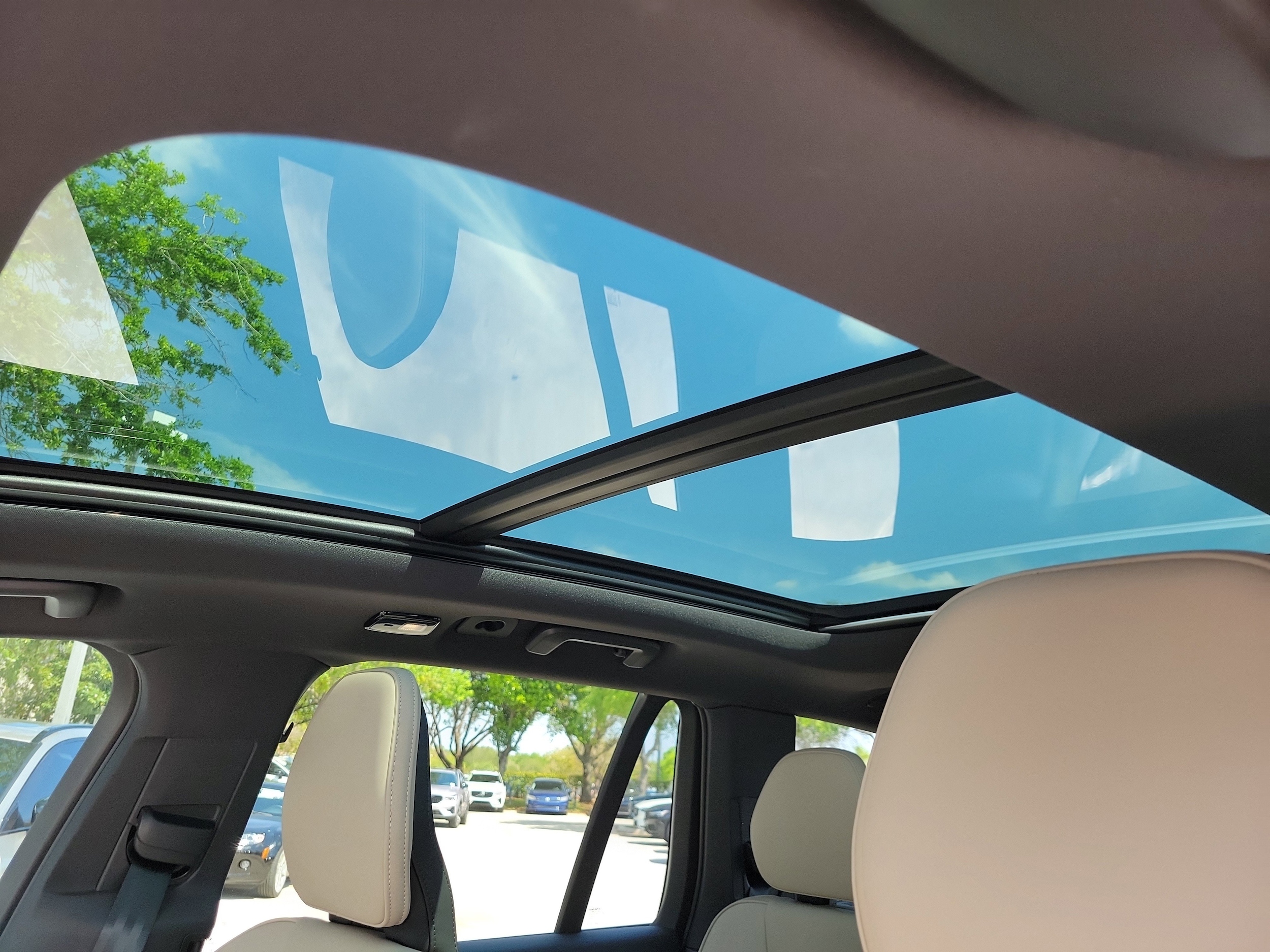 2026 Volvo XC90 Core - Photo 25