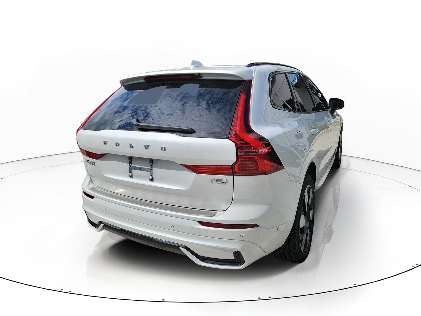 2025 Volvo XC60 Plus - Photo 8