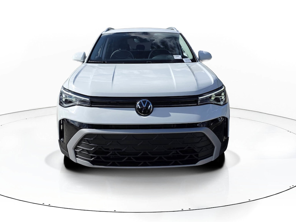New 2026 Volkswagen Taos 1.5T SE SUV