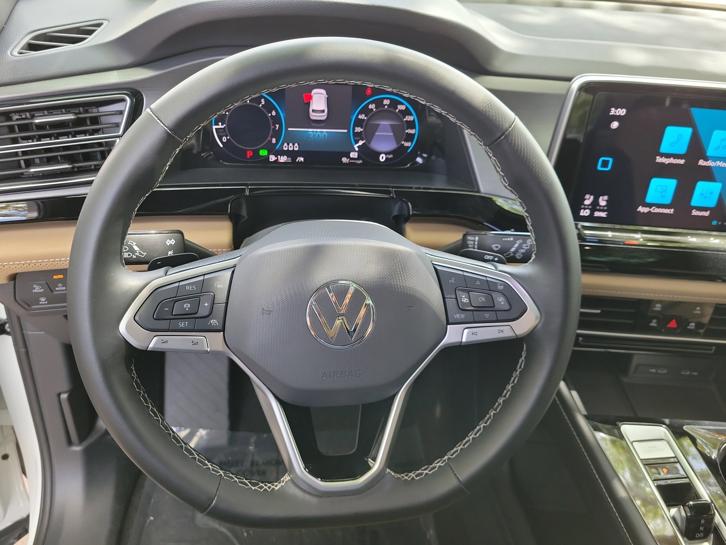 2024 Volkswagen Atlas Cross Sport SE w/Tech - Photo 22