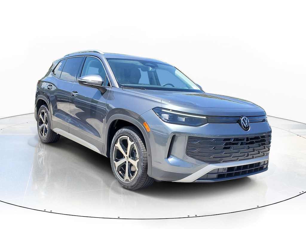 New 2026 Volkswagen Tiguan 2.0T SE SUV