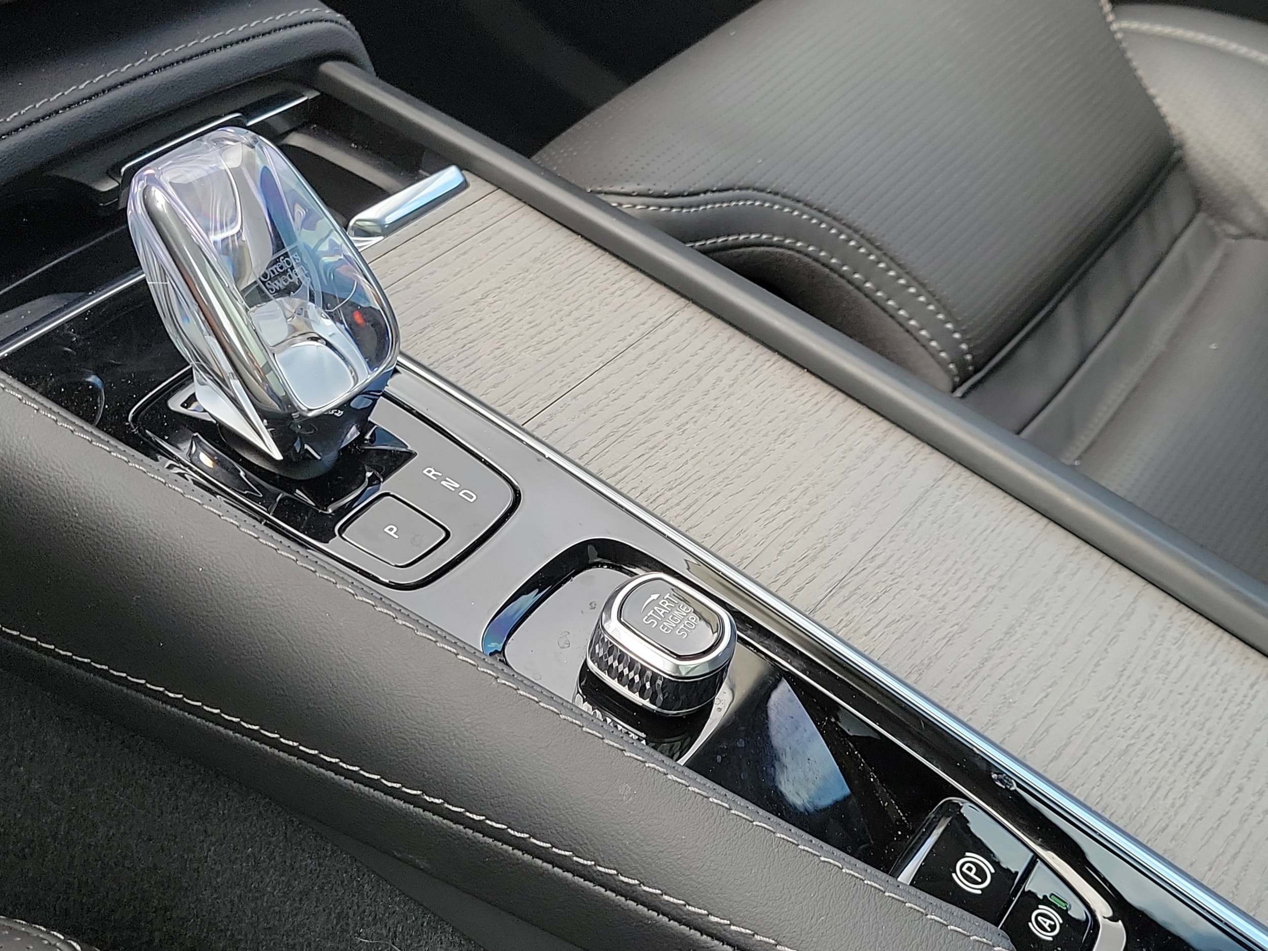 2025 Volvo XC90 Ultra - Photo 30