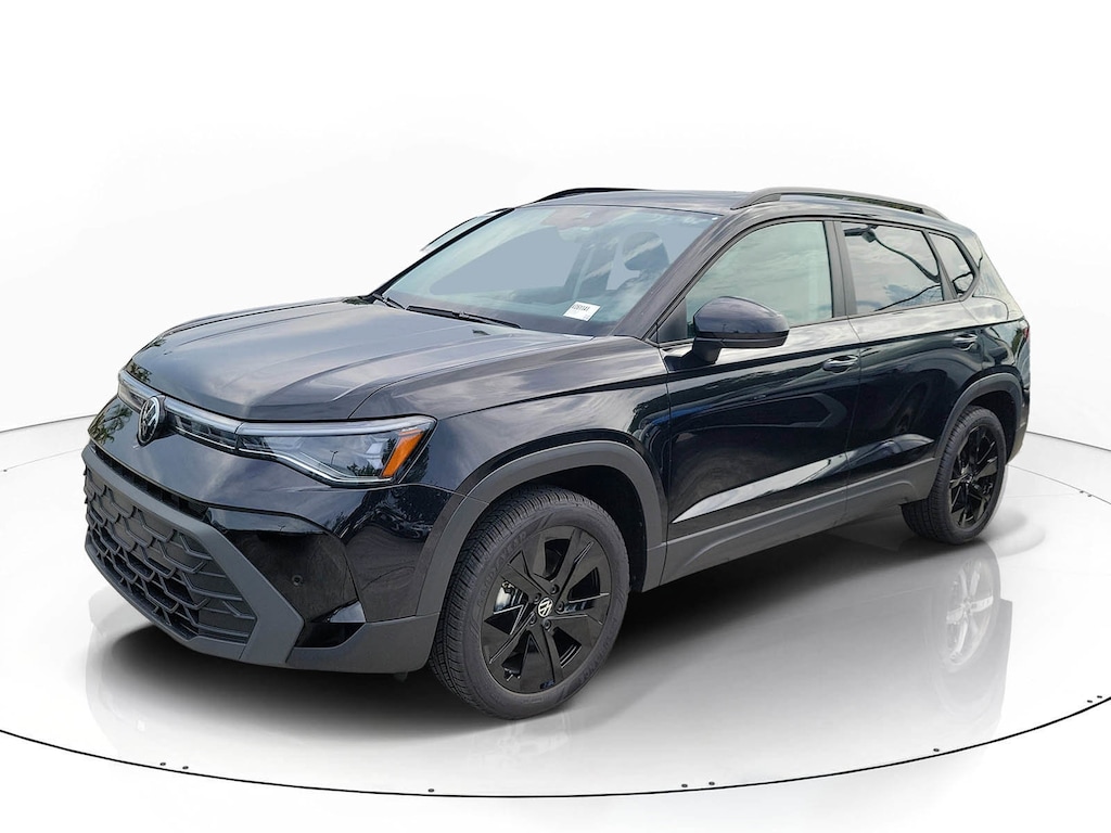 New 2026 Volkswagen Taos 1.5T SE Black SUV