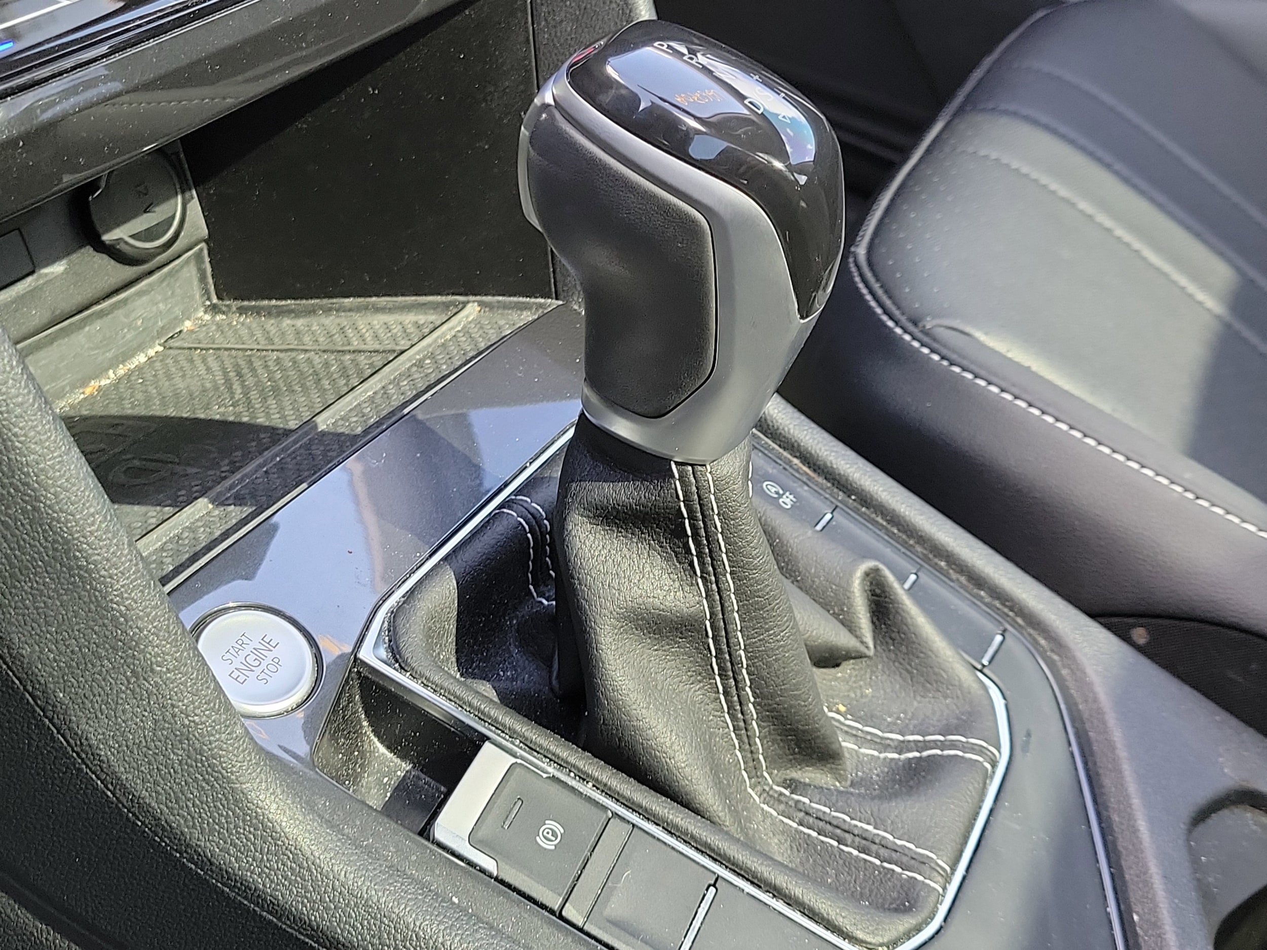 2023 Volkswagen Tiguan SE - Photo 25