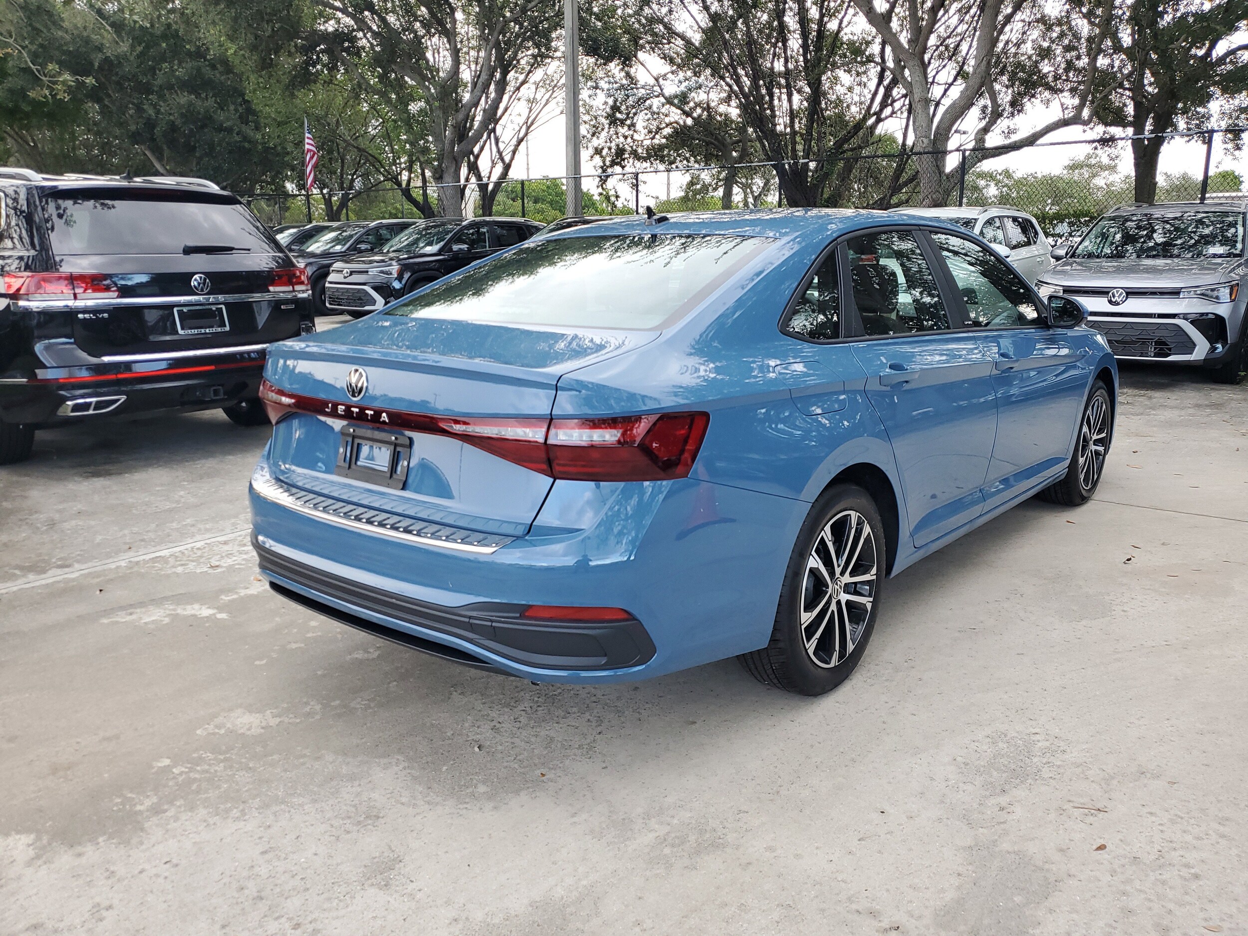 2026 Volkswagen Jetta Sport photo 3