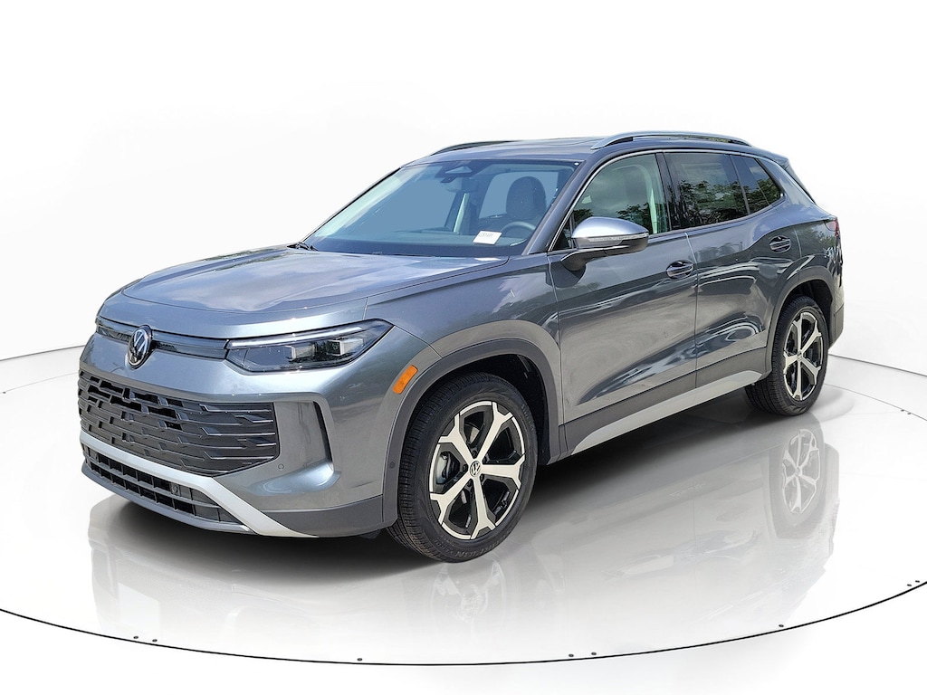 New 2026 Volkswagen Tiguan 2.0T SE SUV