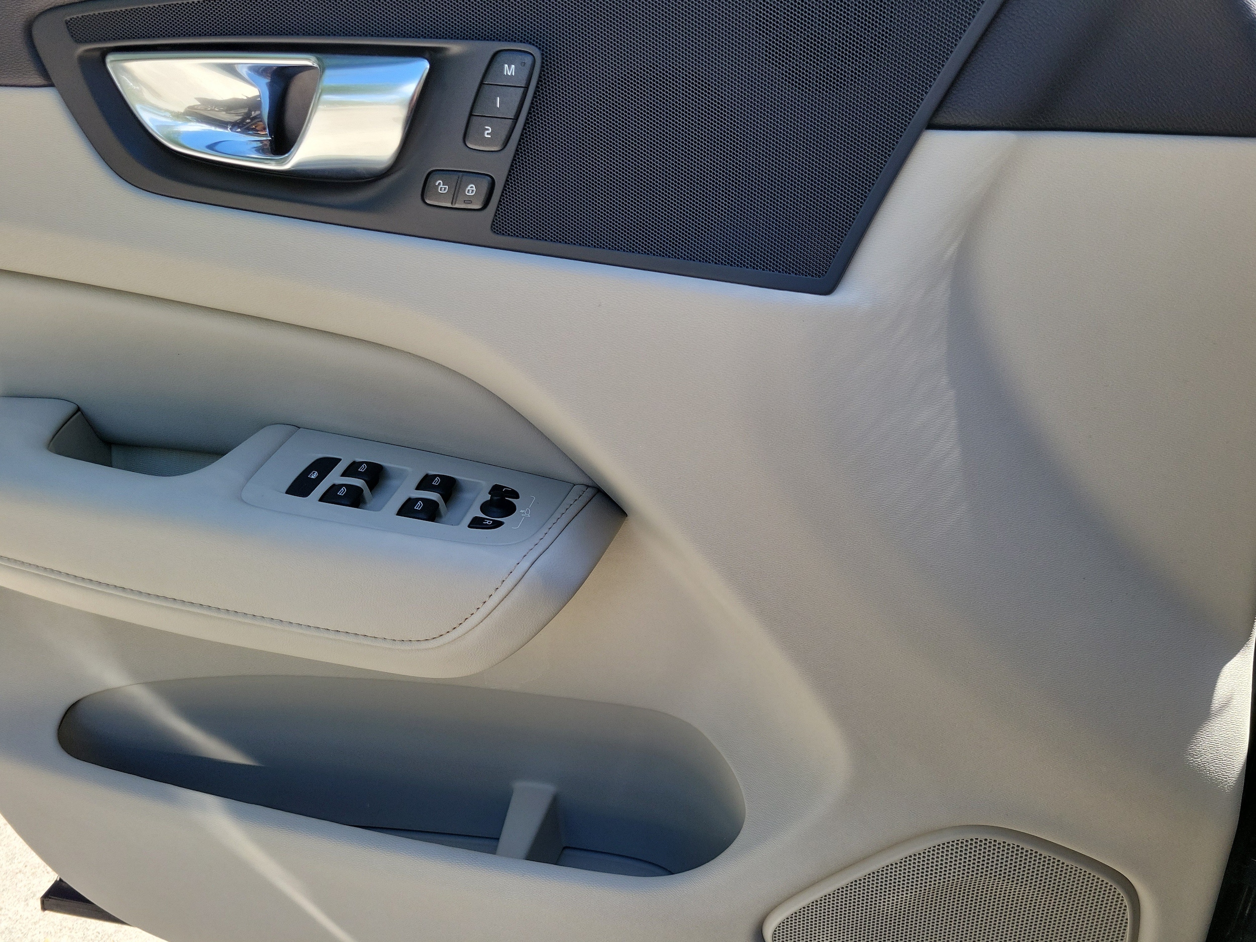 2023 Volvo XC60 Core - Photo 20