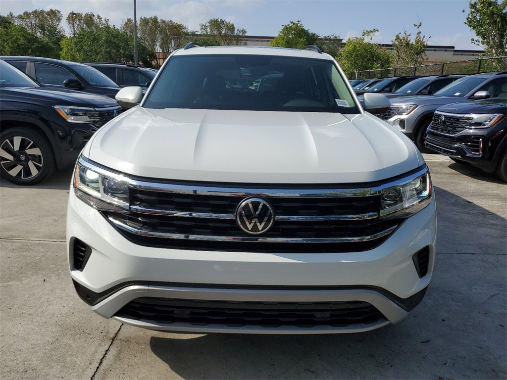 Certified 2021 Volkswagen Atlas SE w/Tech with VIN 1V2JR2CA8MC600357 for sale in Coconut Creek, FL