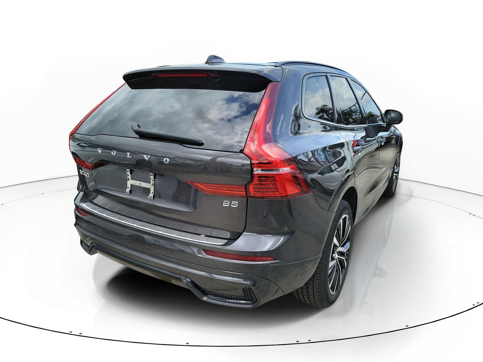 2023 Volvo XC60 Plus - Photo 8