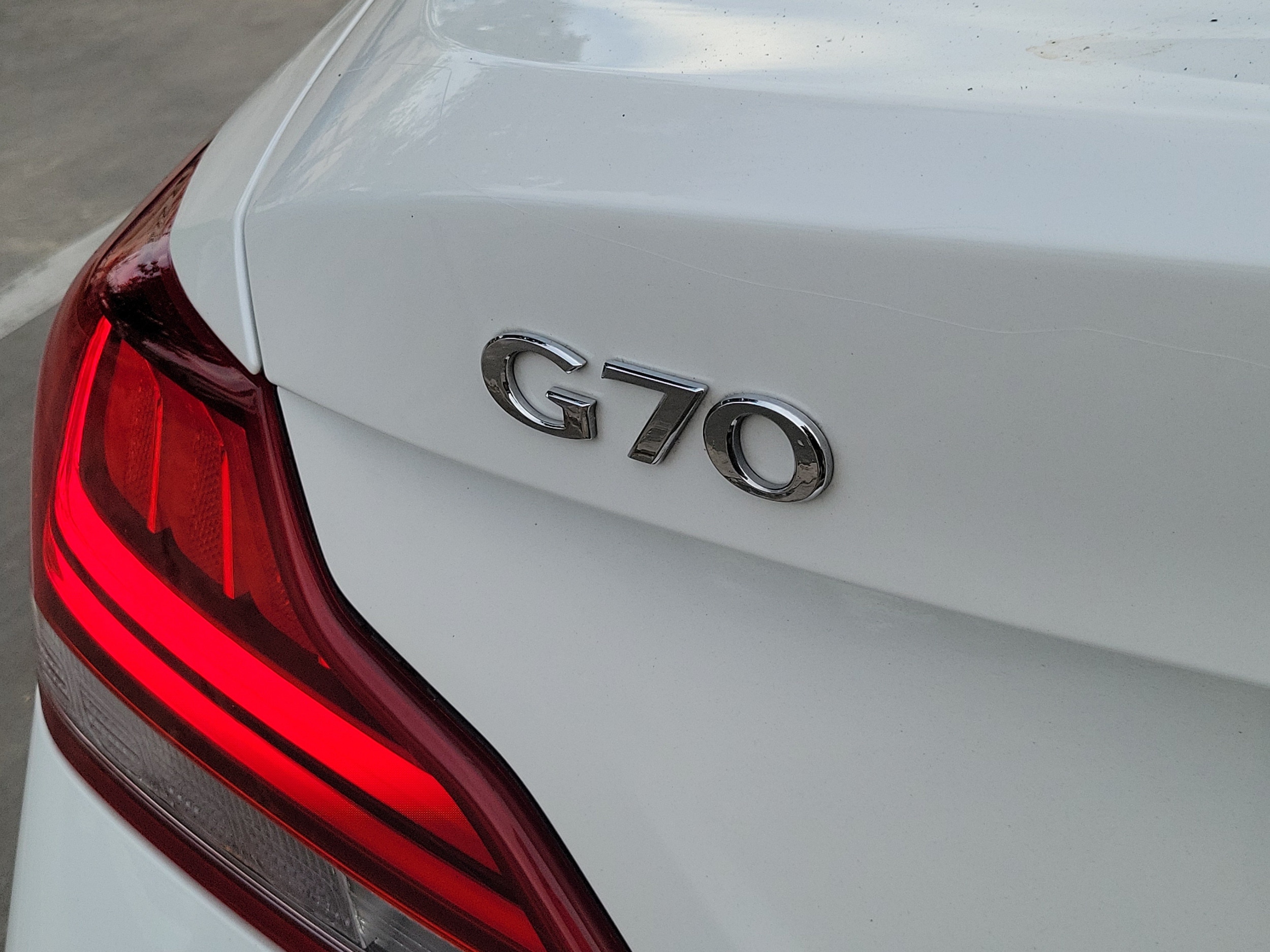 2021 GENESIS G70 Standard - Photo 6