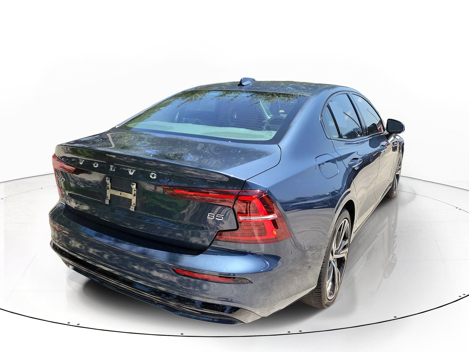 2024 Volvo S60 Plus - Photo 8