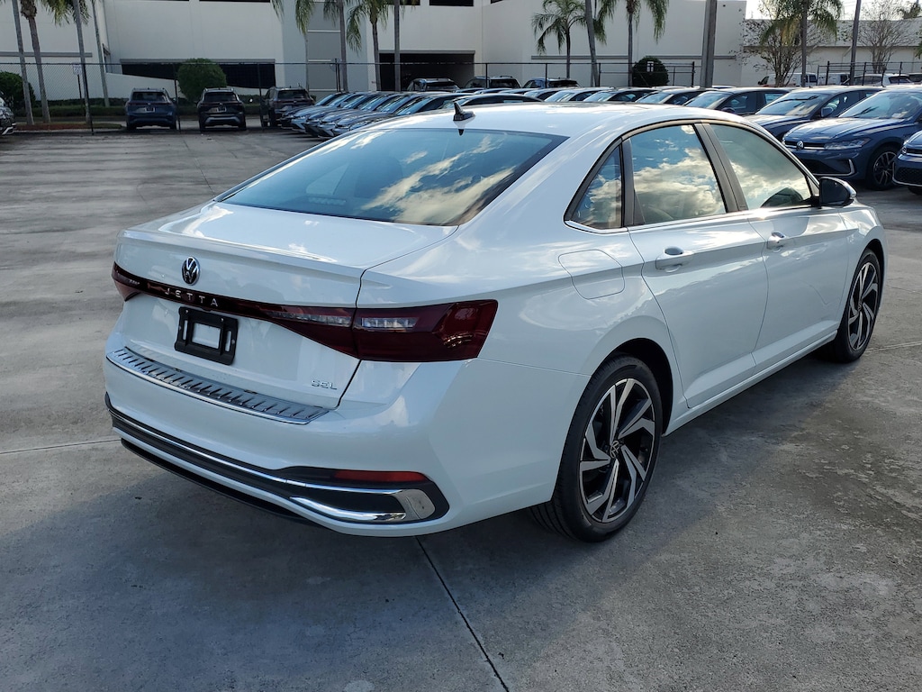 New 2026 Volkswagen Jetta 1.5T SEL Sedan