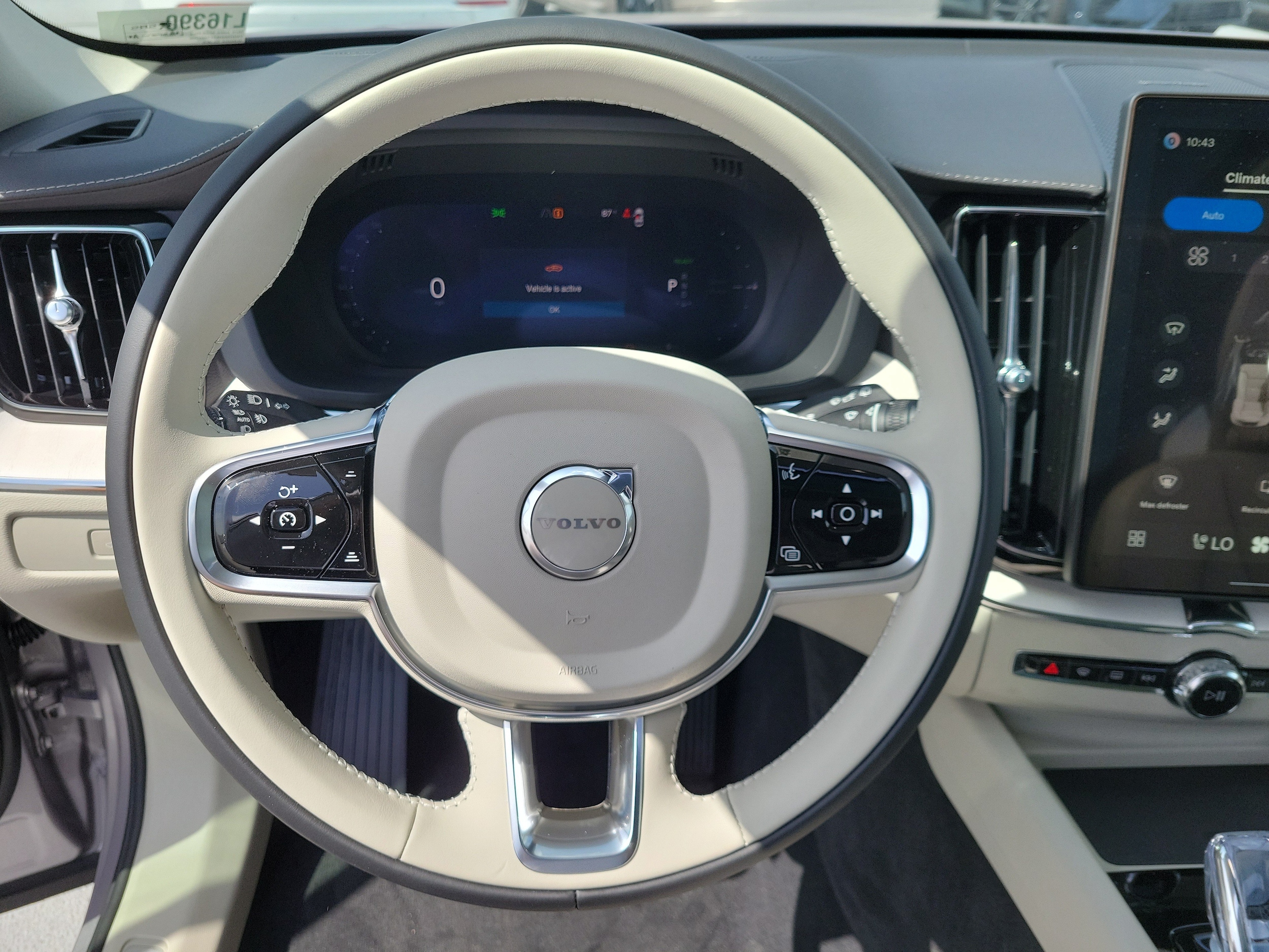 2026 Volvo XC60 Ultra - Photo 13