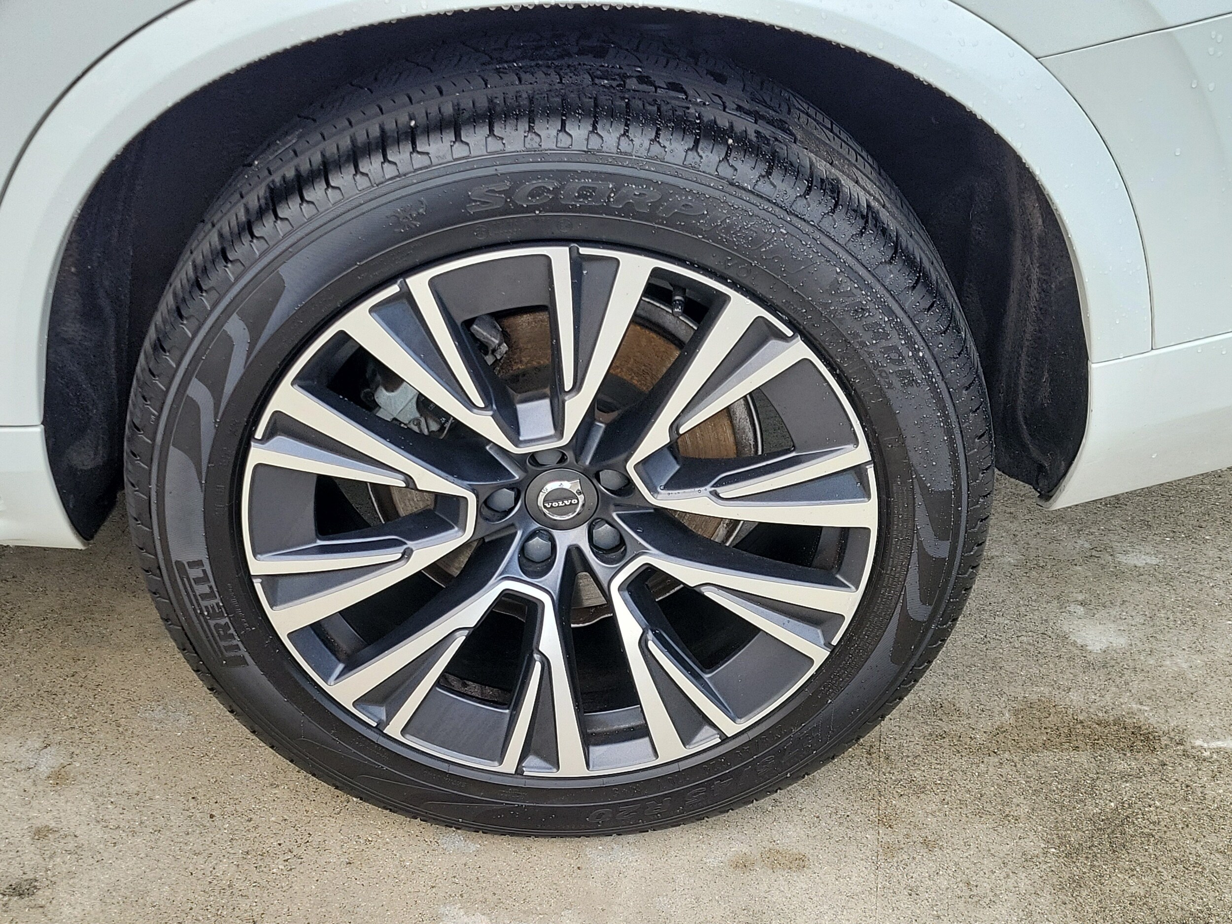 2022 Volvo XC90 Momentum - Photo 5