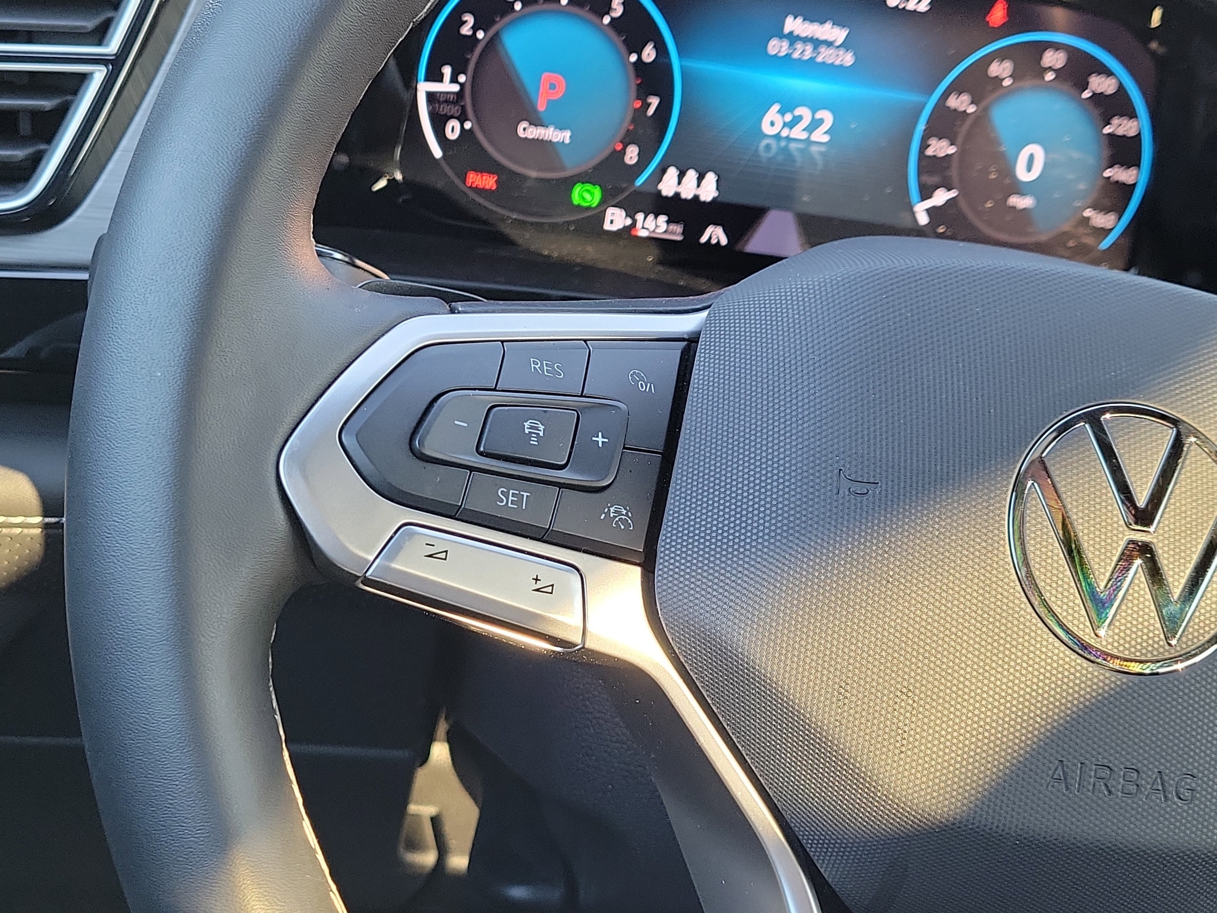 2025 Volkswagen Atlas Cross Sport SE w/Tech - Photo 20