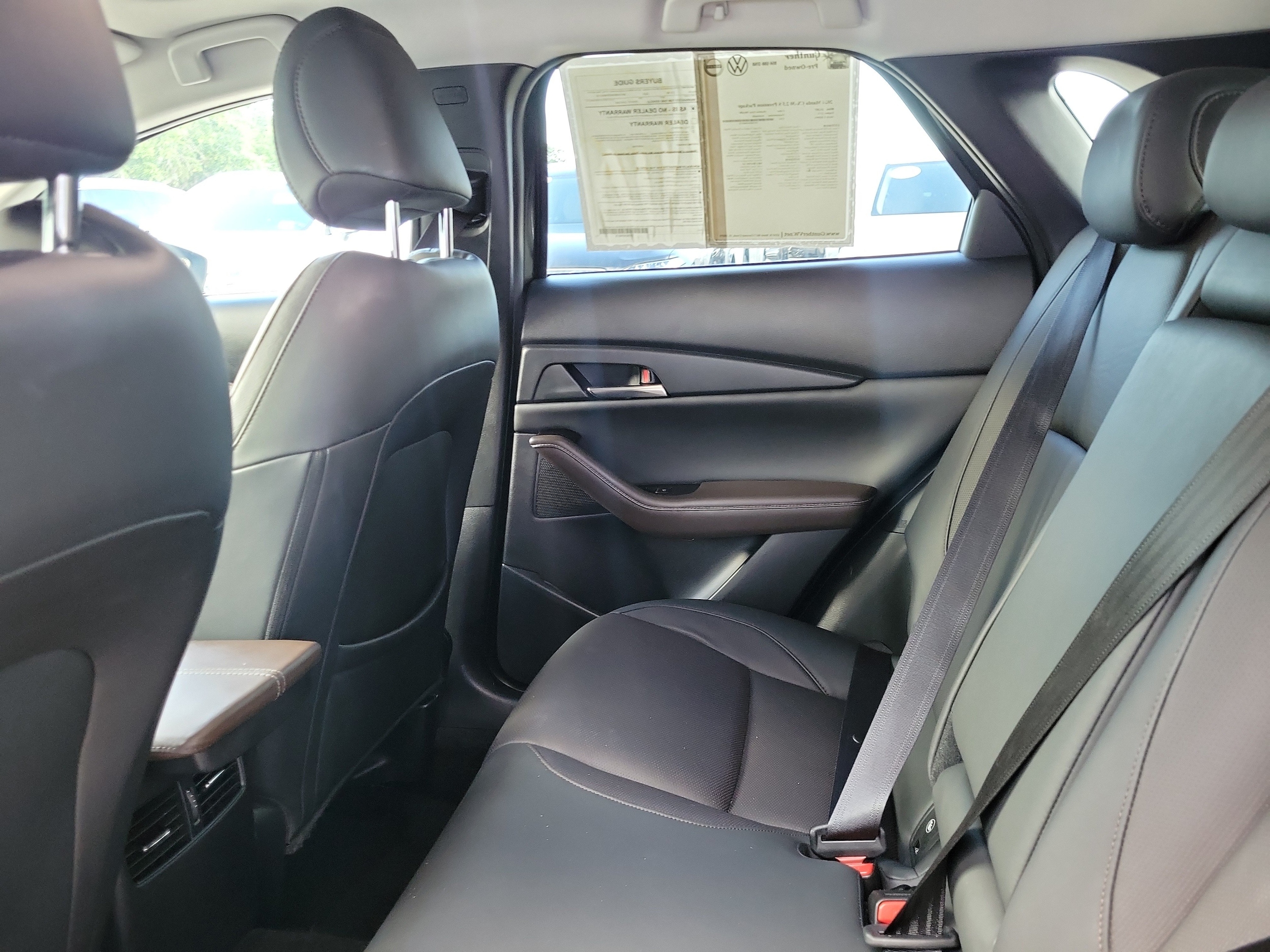 2024 Mazda CX-30 Premium - Photo 9