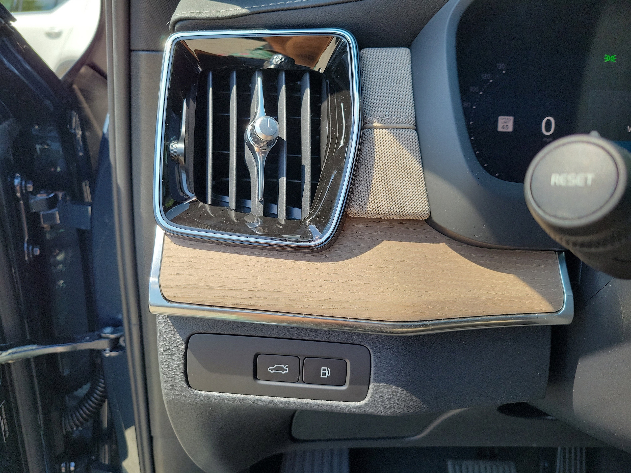 2026 Volvo XC90 Core - Photo 26