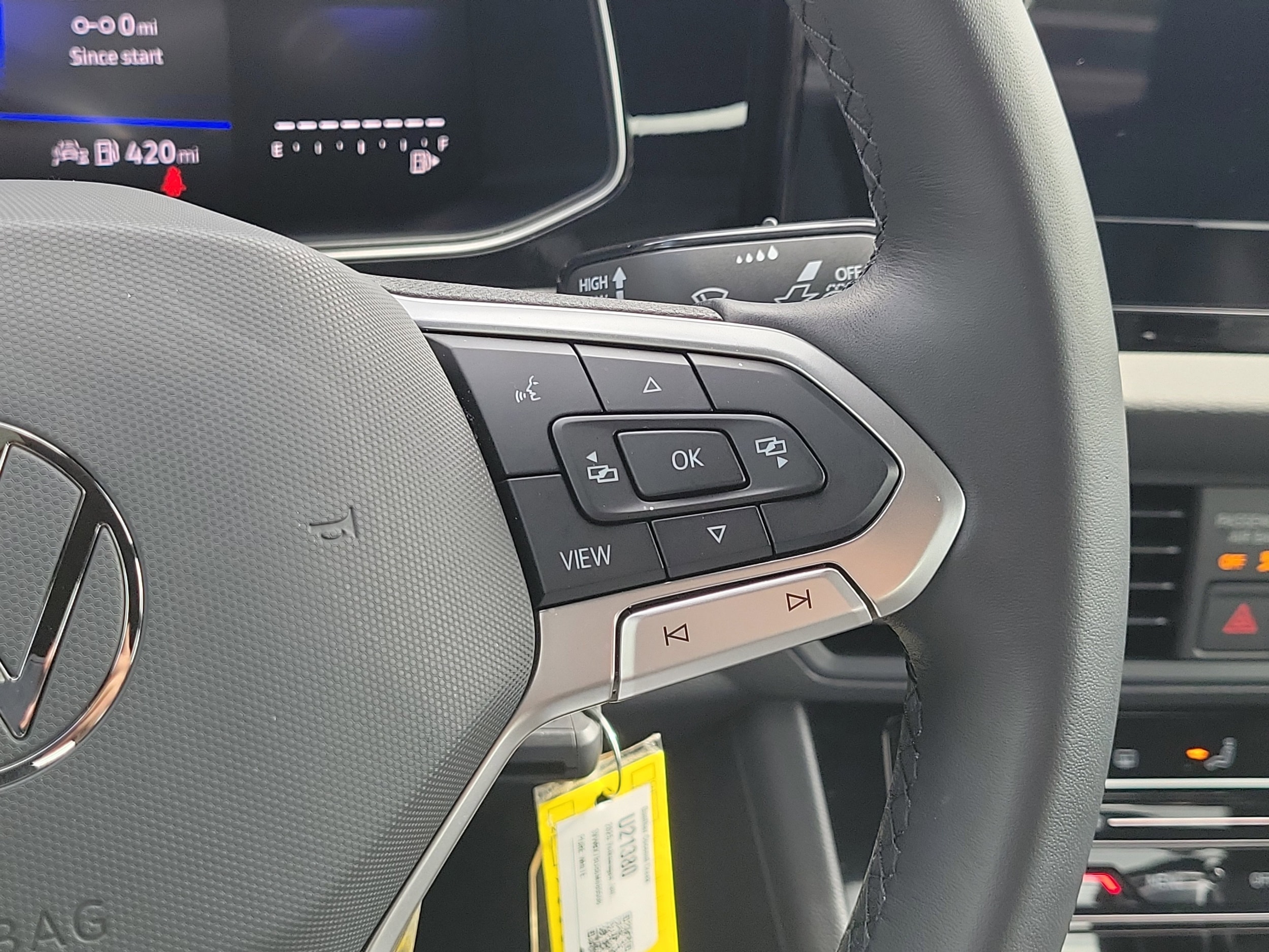 2025 Volkswagen Jetta Sport - Photo 21