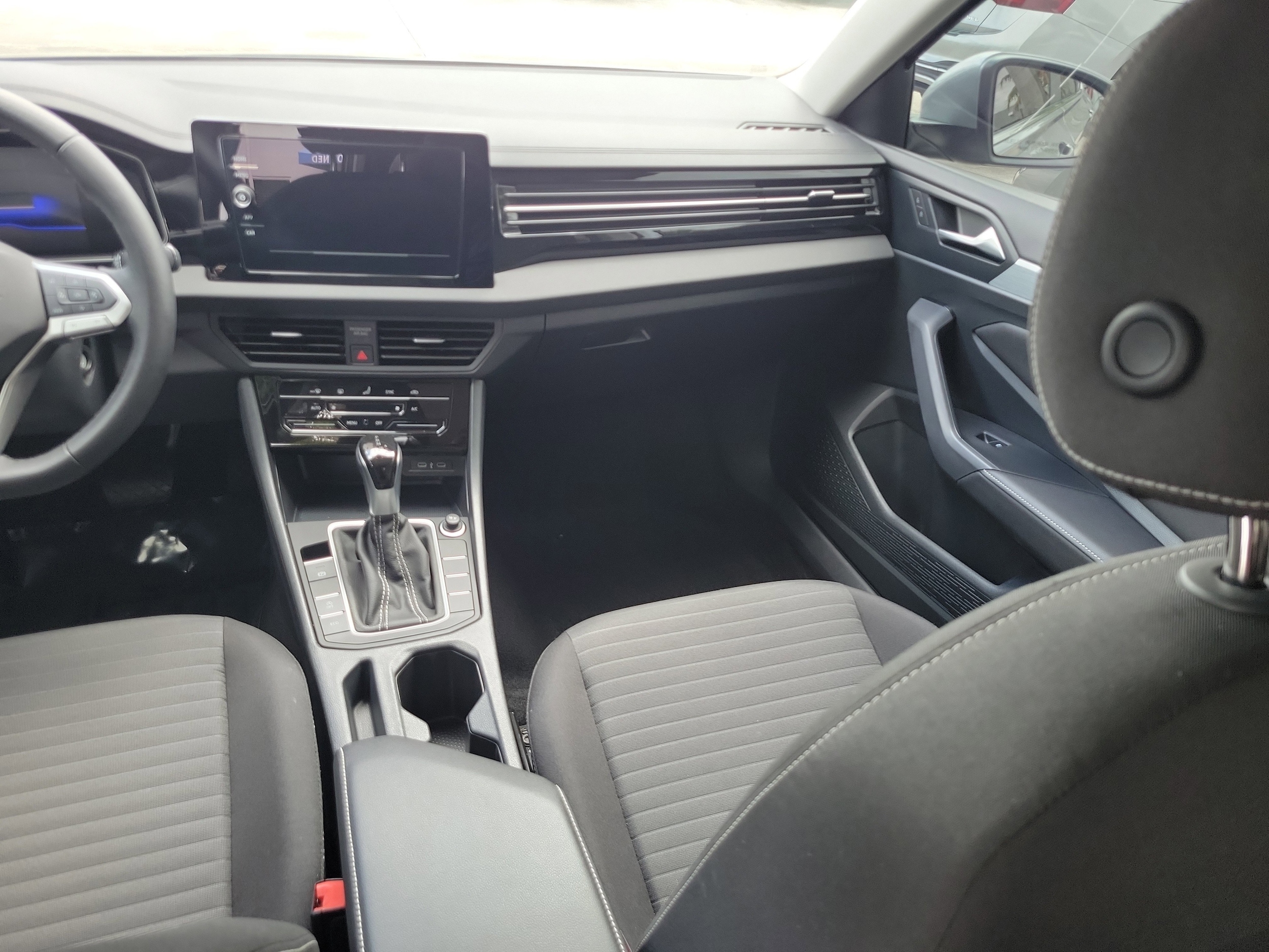 2025 Volkswagen Jetta S - Photo 12