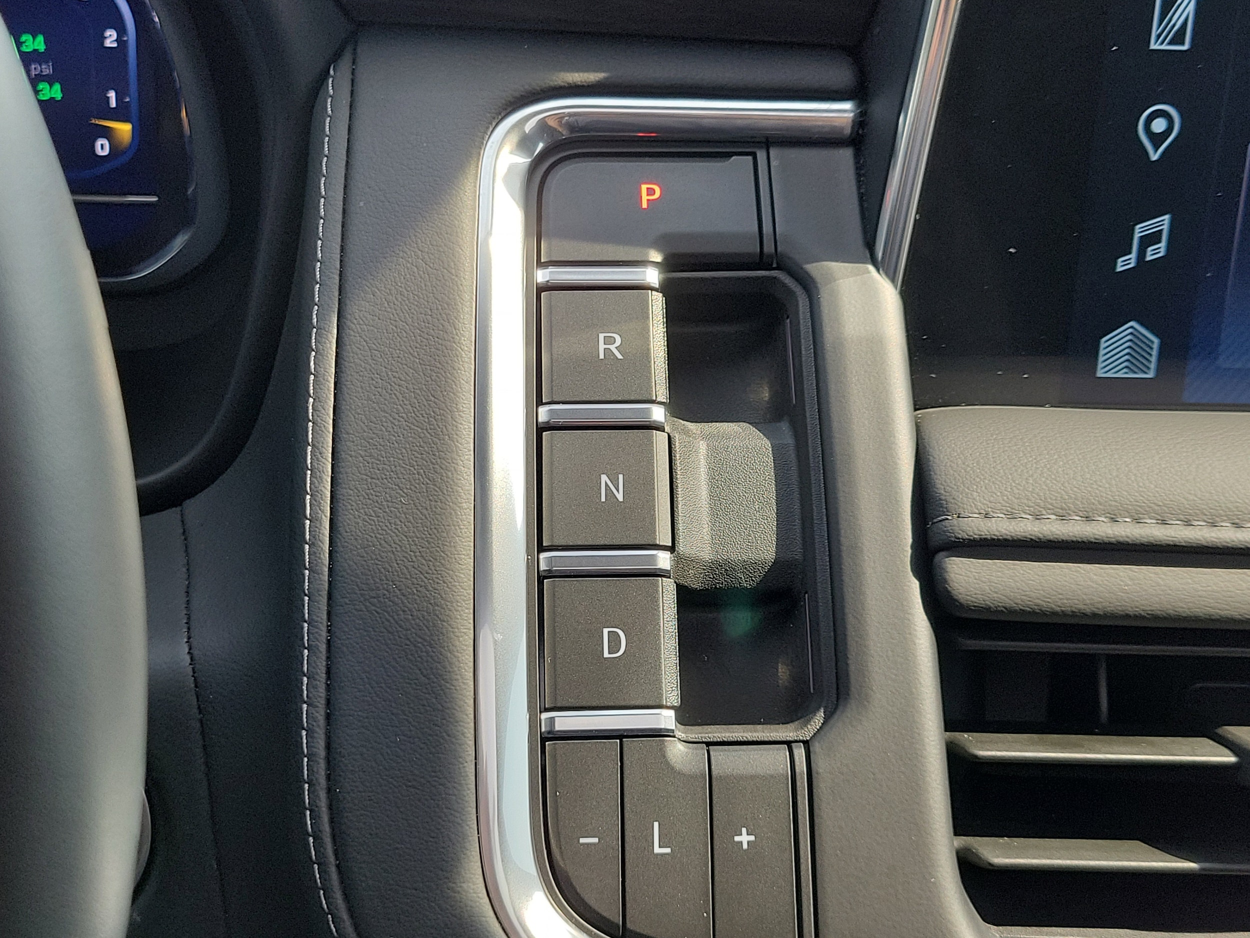 2024 Chevrolet Tahoe Z71 - Photo 27