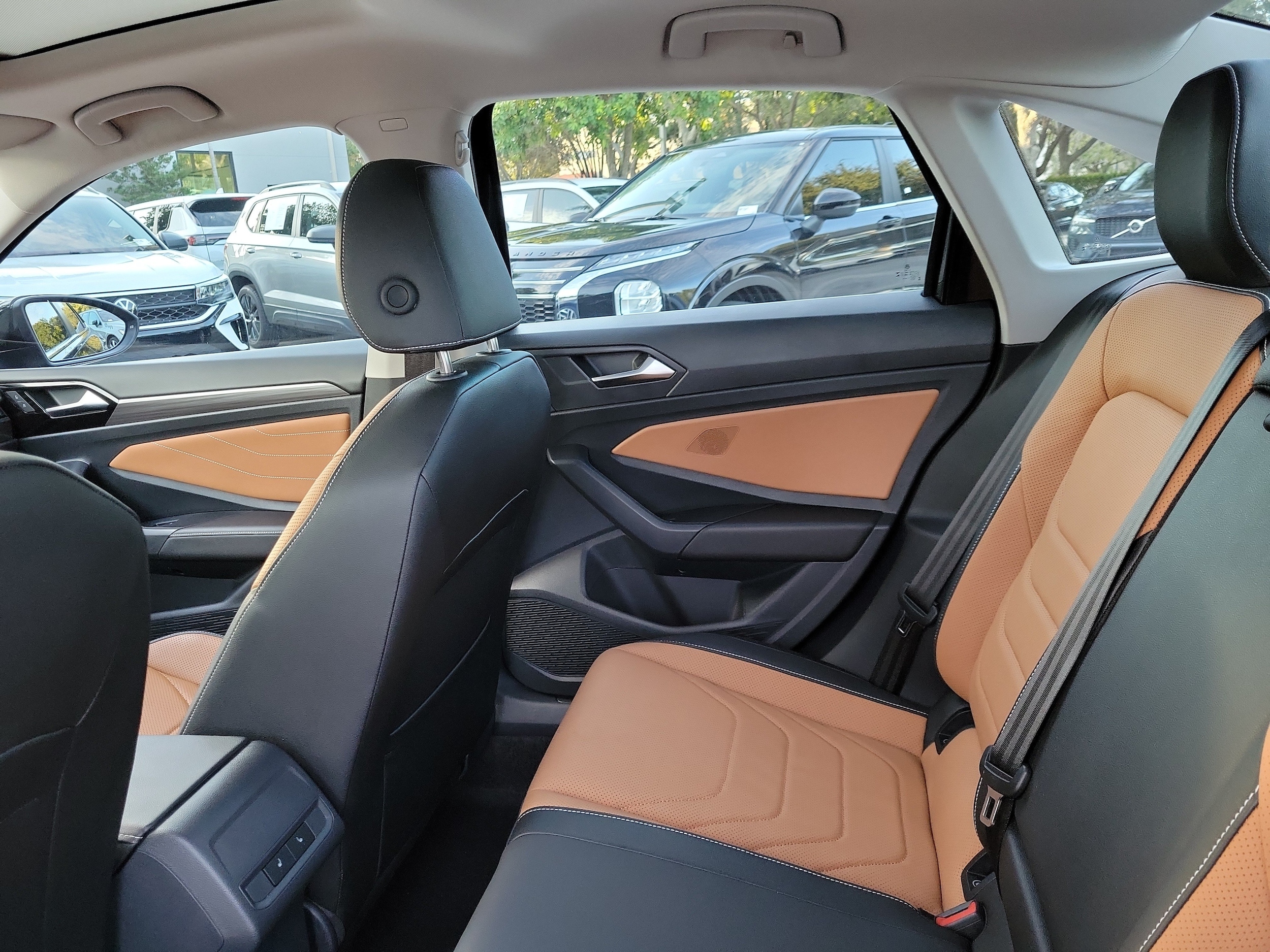 2024 Volkswagen Jetta SEL - Photo 13
