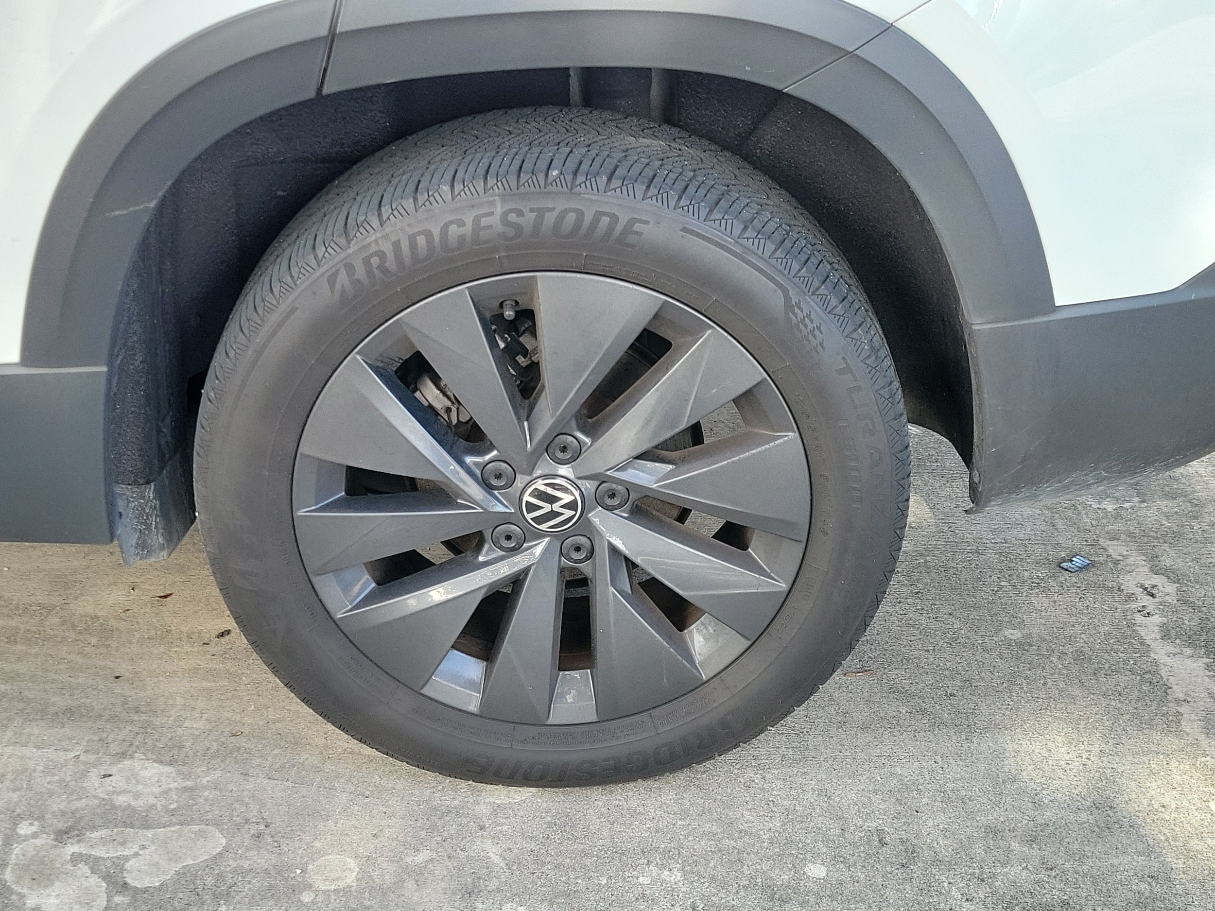 2024 Volkswagen Taos S - Photo 6
